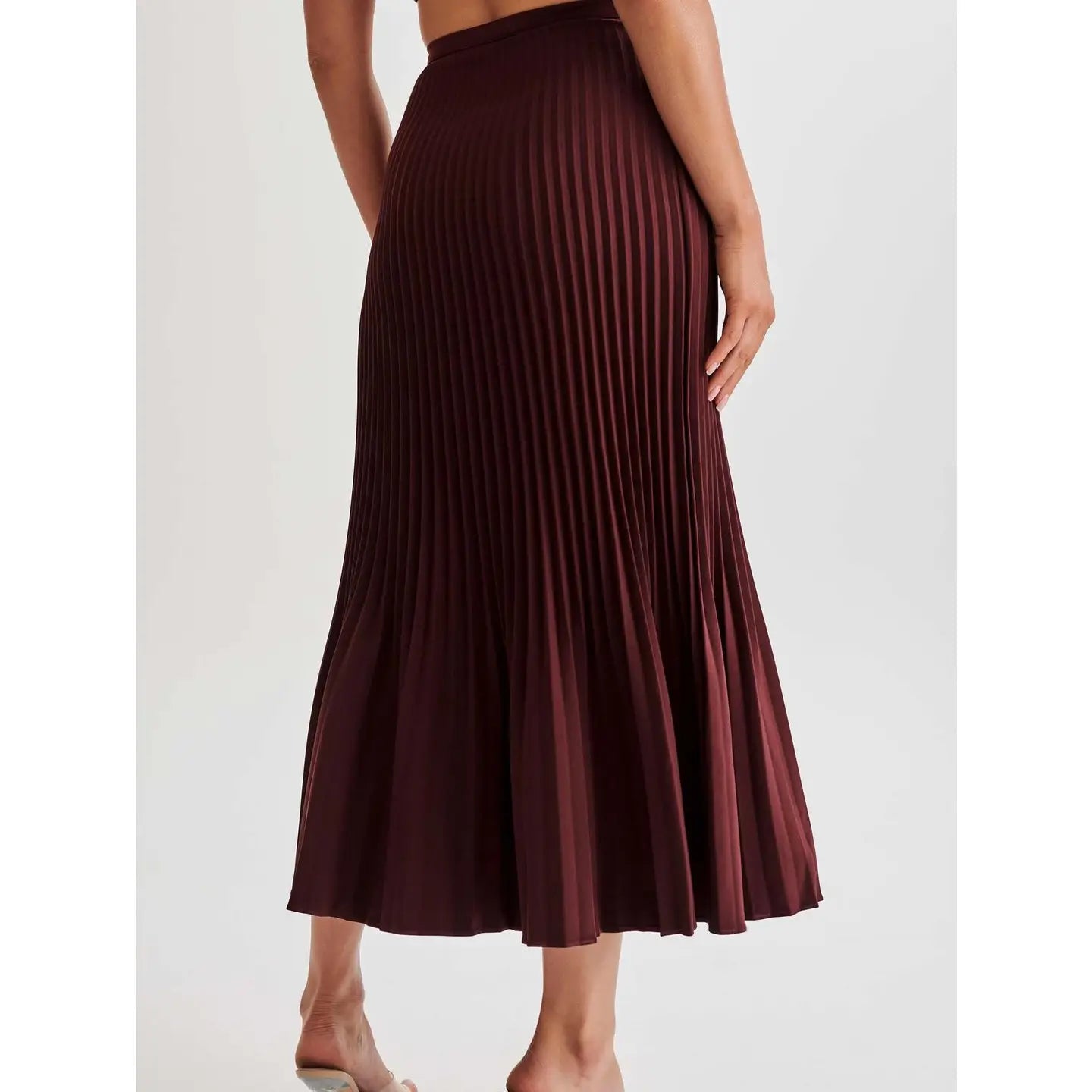 High-Waisted Pleated Maxi Skirt Burgundy