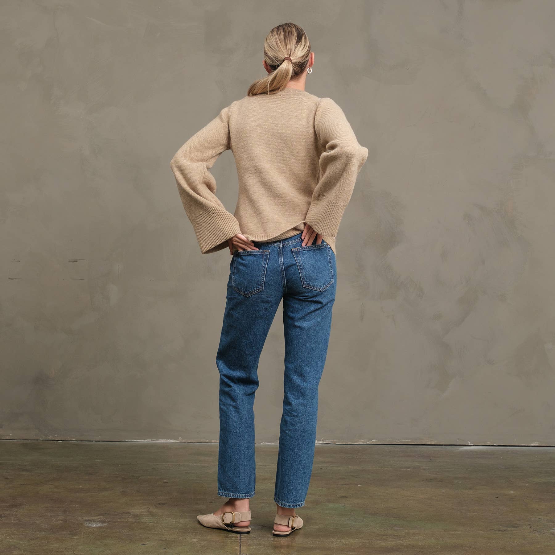 Classic Button-Up Knit Cardigan Mocha