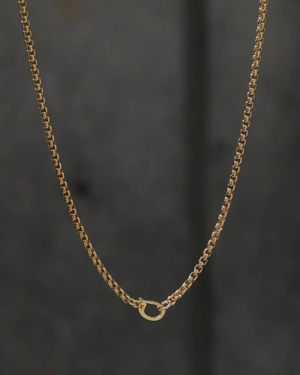The Aura Chain Gold