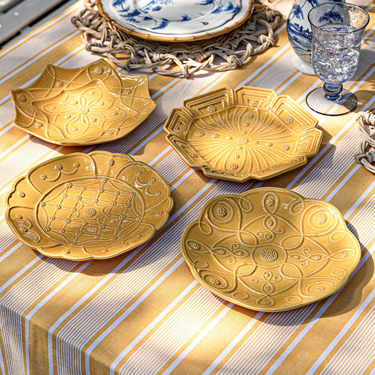 Jardins du Monde Dessert/Salad Plate Set