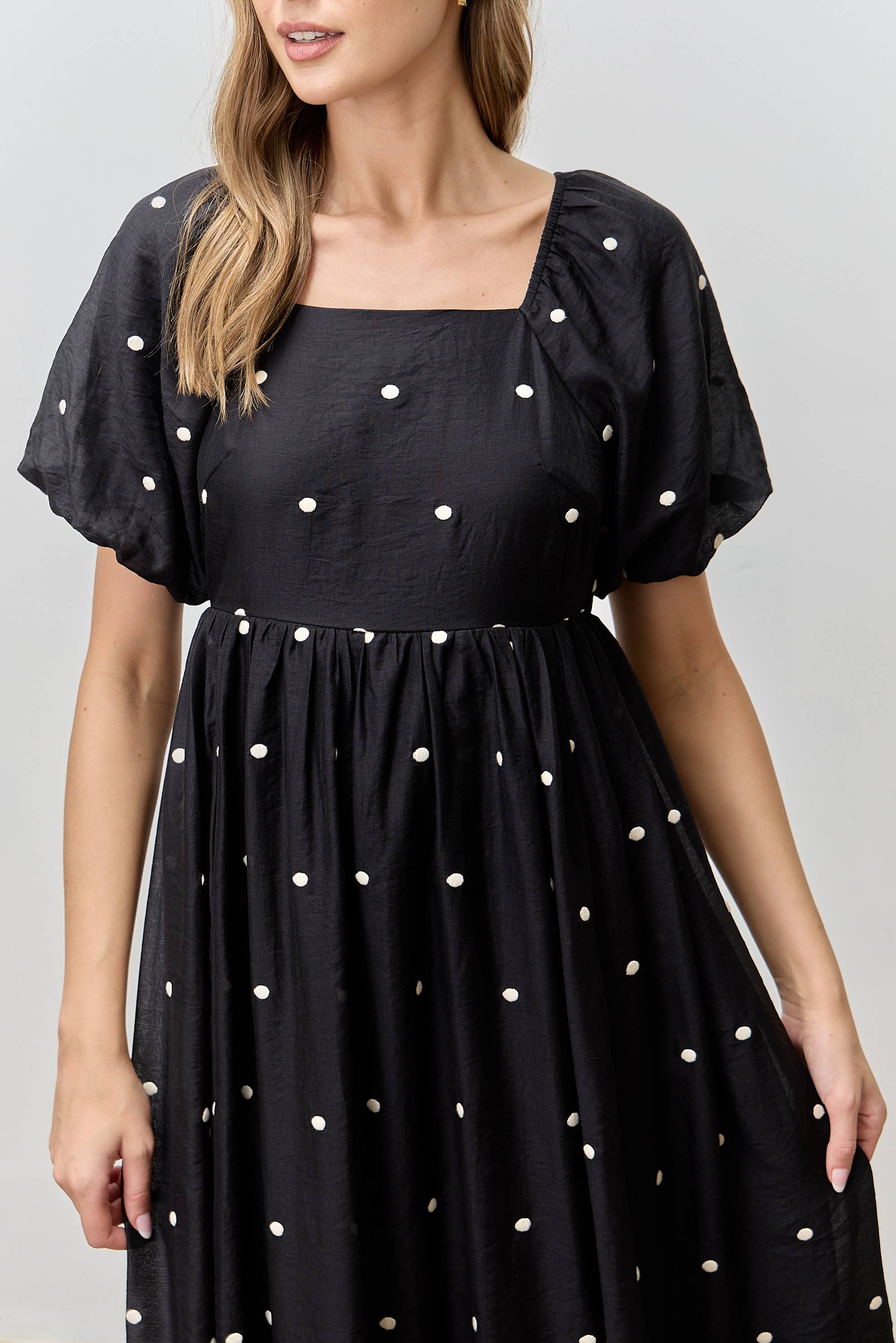 Embroidered Dot Bubble Sleeve Midi Dress