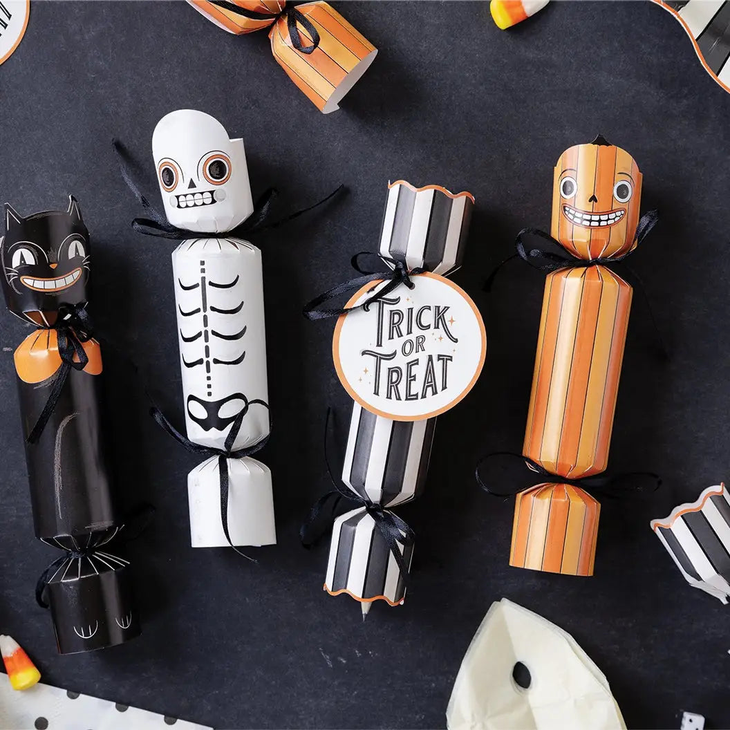 Halloween Vintage Party Crackers