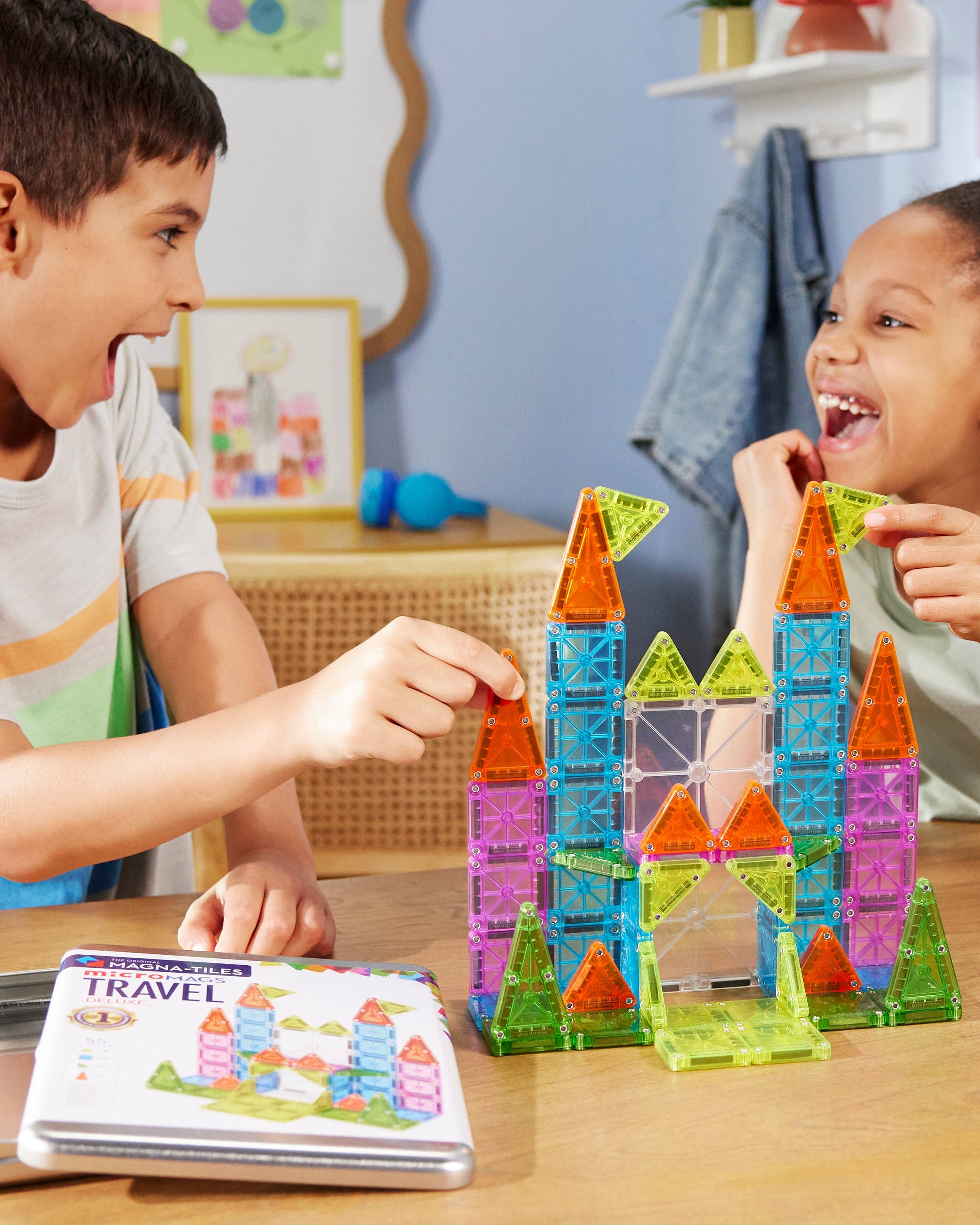 Magna-Tiles Travel Set Deluxe