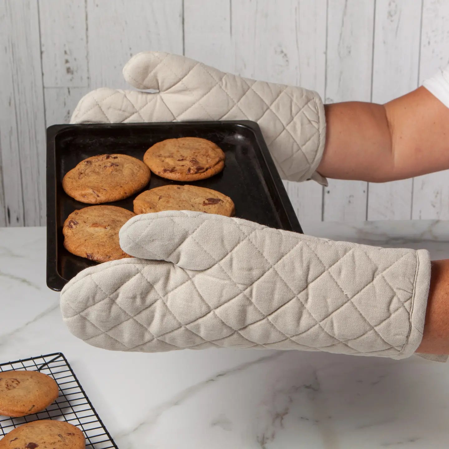 Dove Gray Stonewash Oven Mitt