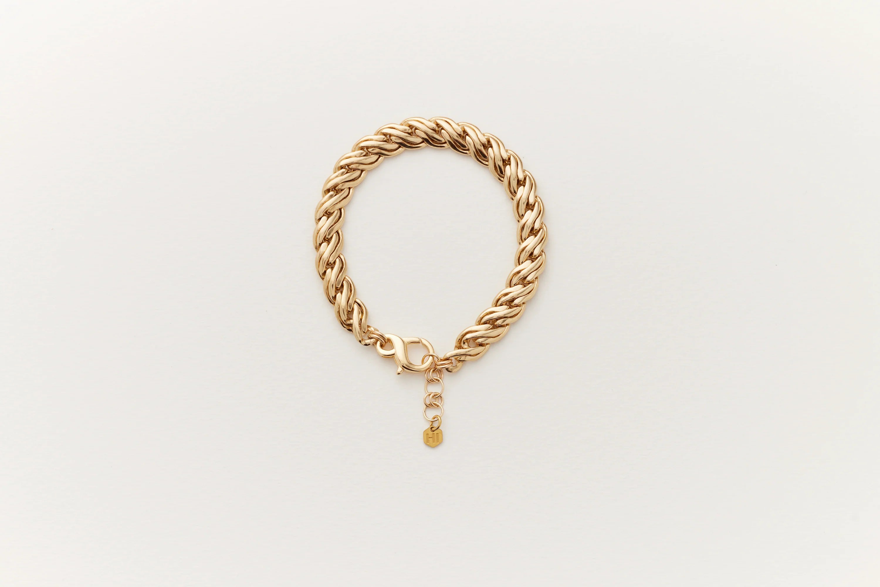 S Chain Bracelet