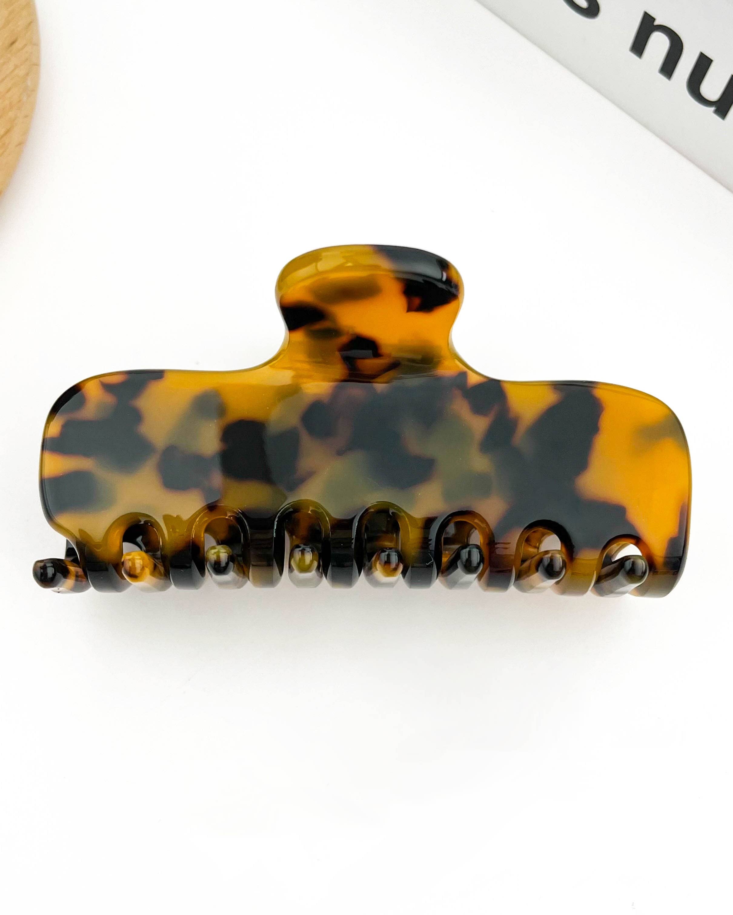 Classic Dark Tortoiseshell Claw Clip
