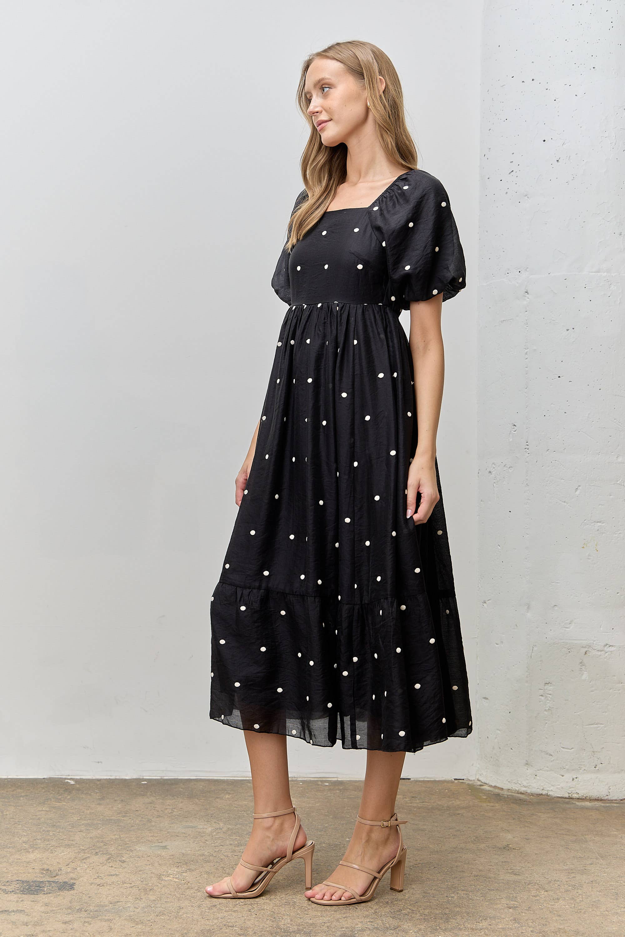 Embroidered Dot Bubble Sleeve Midi Dress