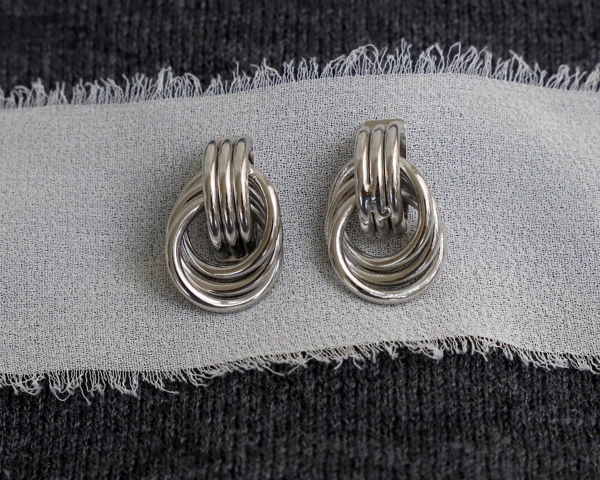 Trinity Knot Studs Silver