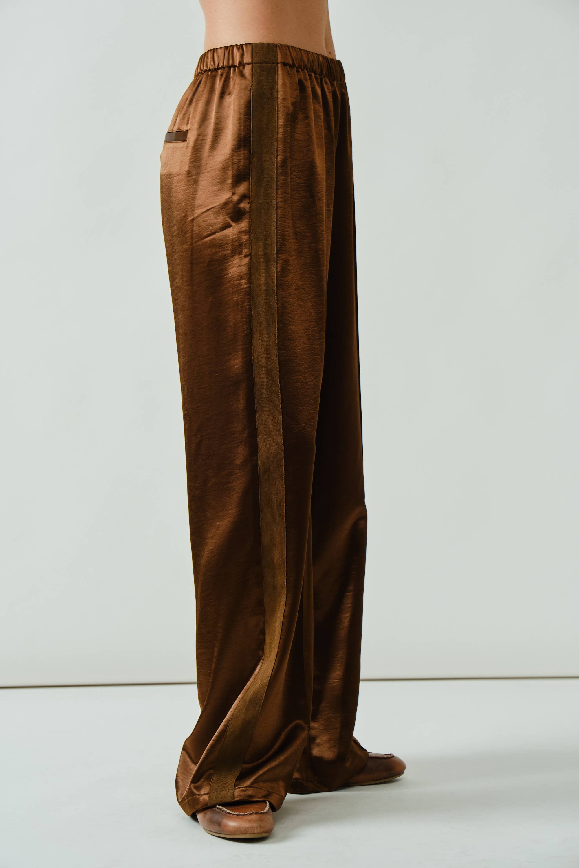 Textured Heavyweight Satin Comfy Pants