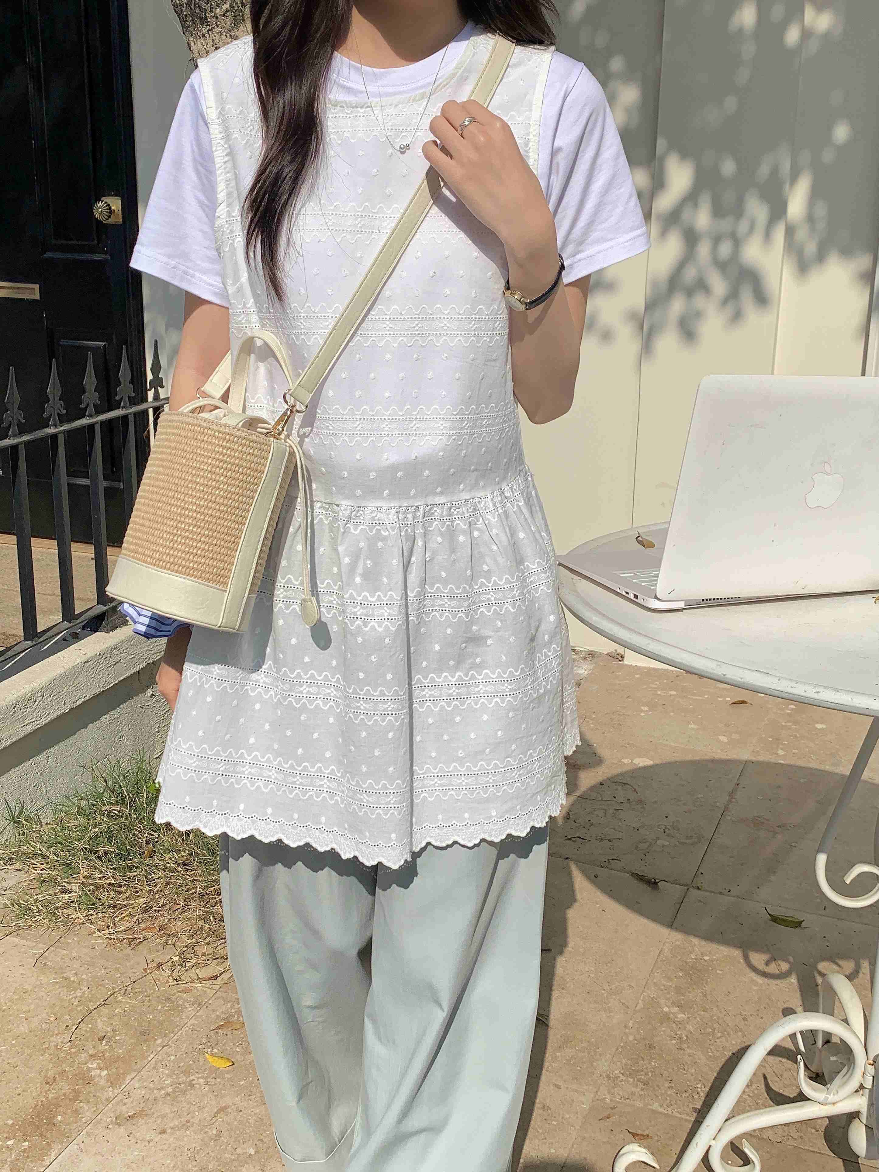 Straw Bucket Crossbody Bag