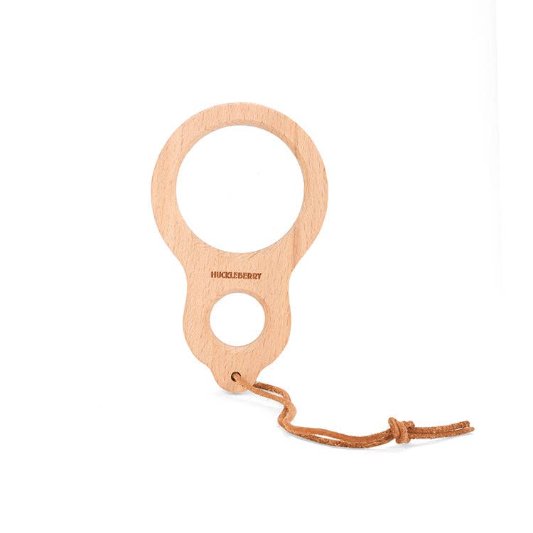 Huckleberry Magnifier