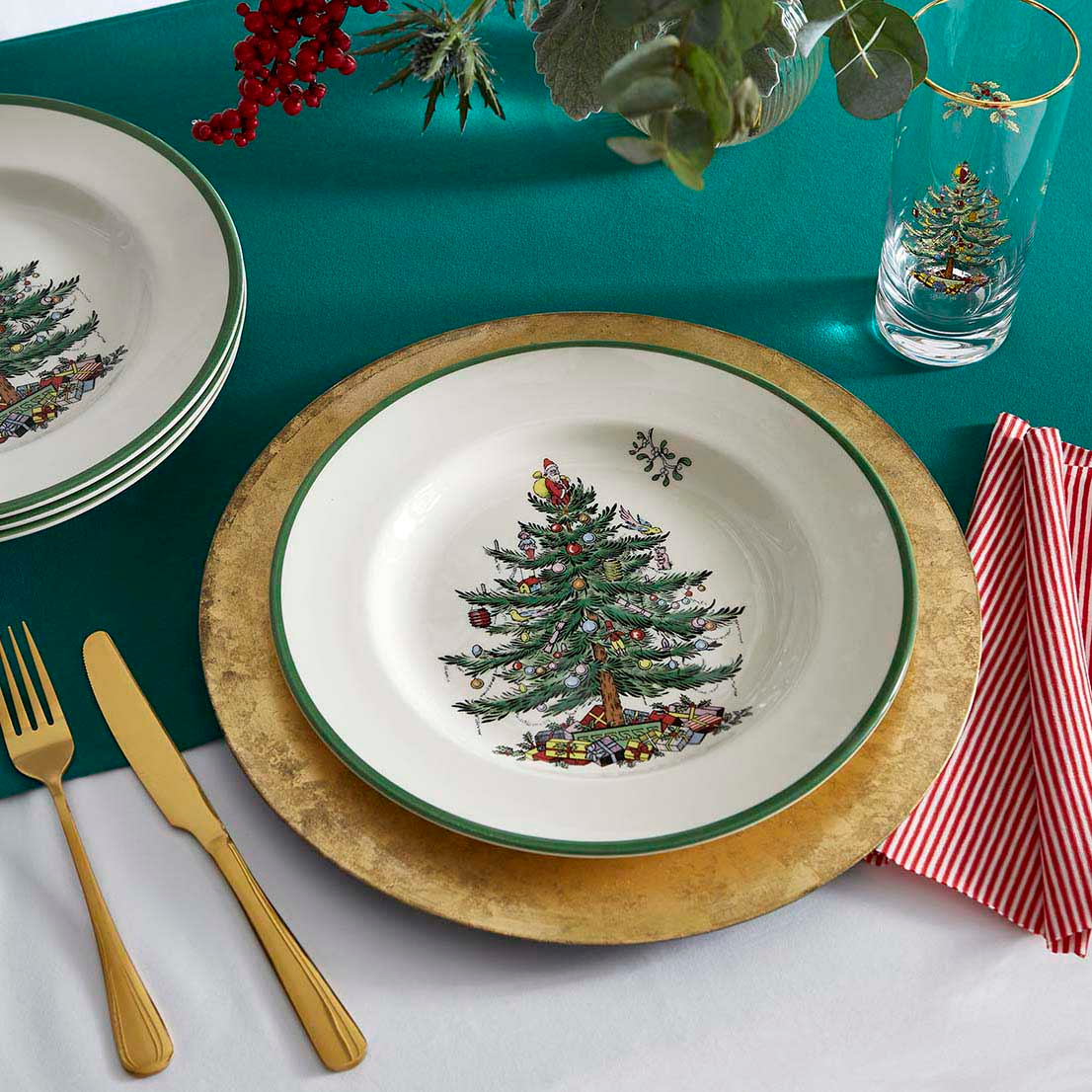 Christmas Tree Dinner Plate Set