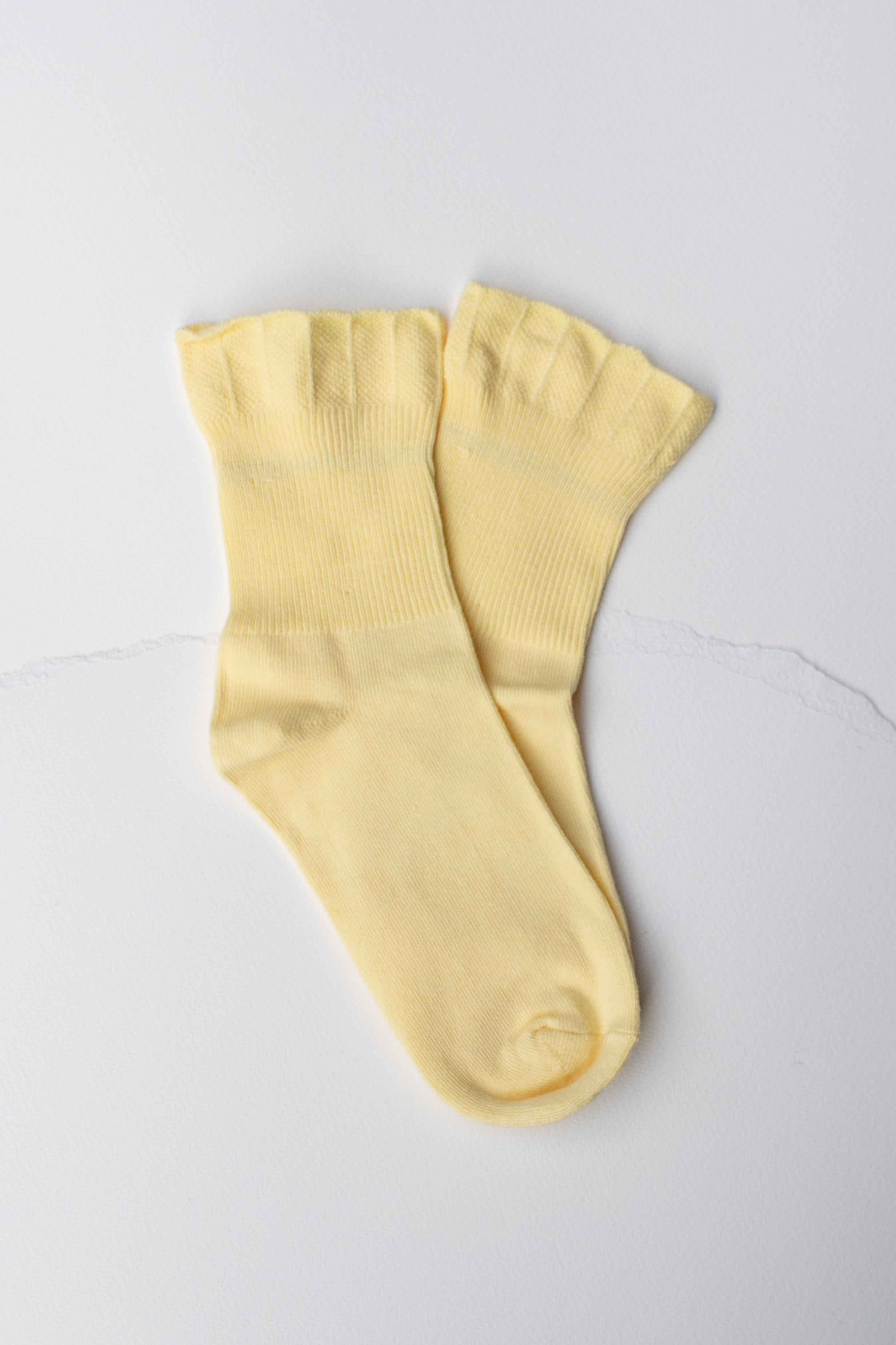 Ruffle Edge Cotton Socks