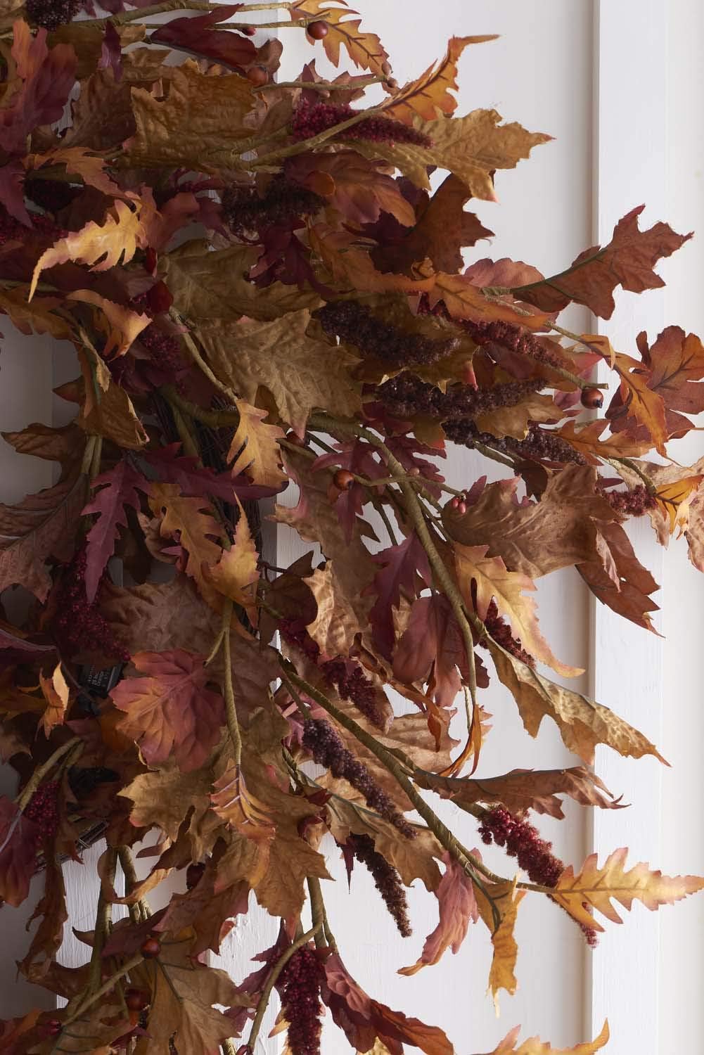 24" Oak Brown and Tan Leaf Wreath