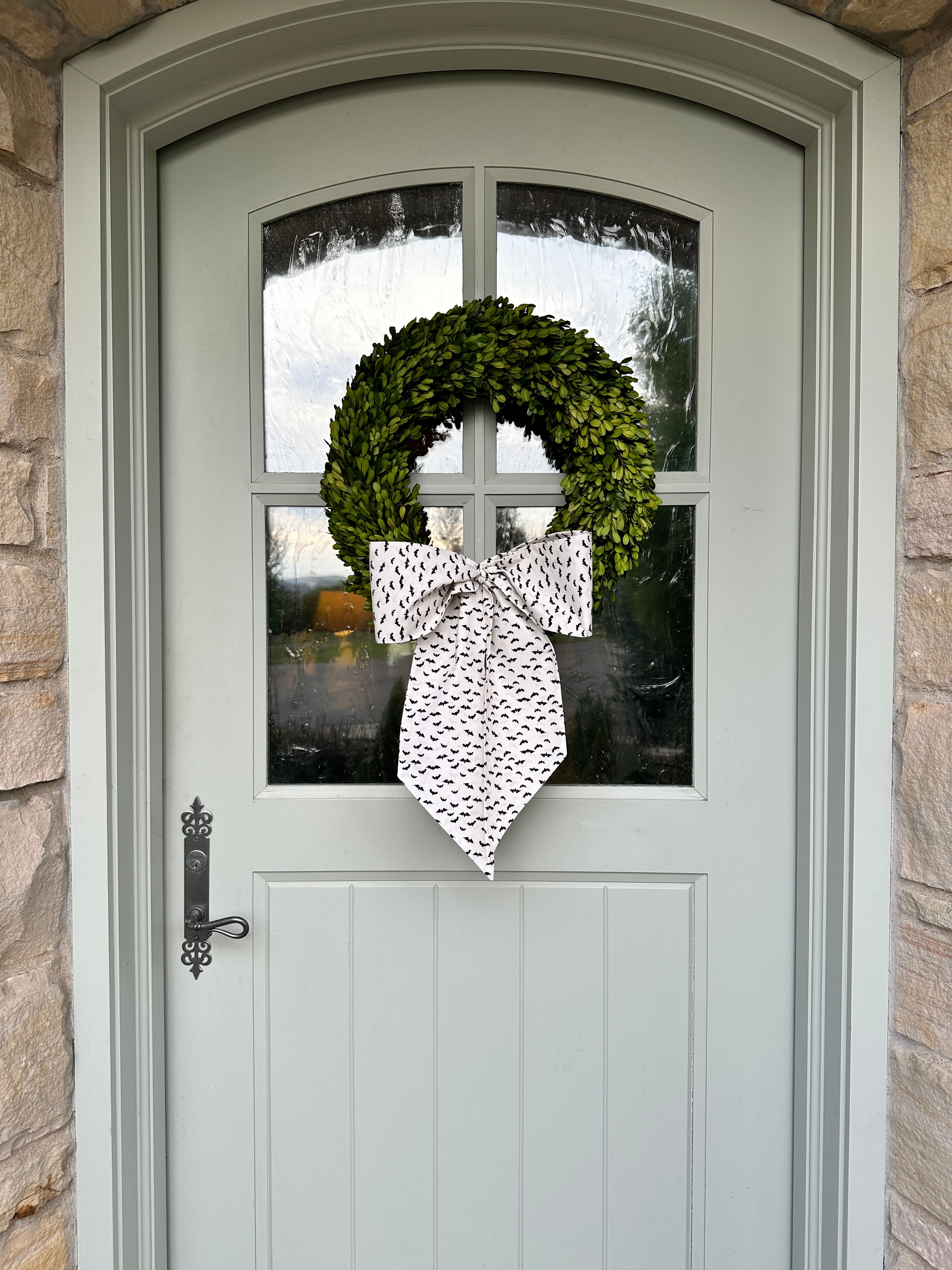 Classy Bats Wreath Sash (Cream)