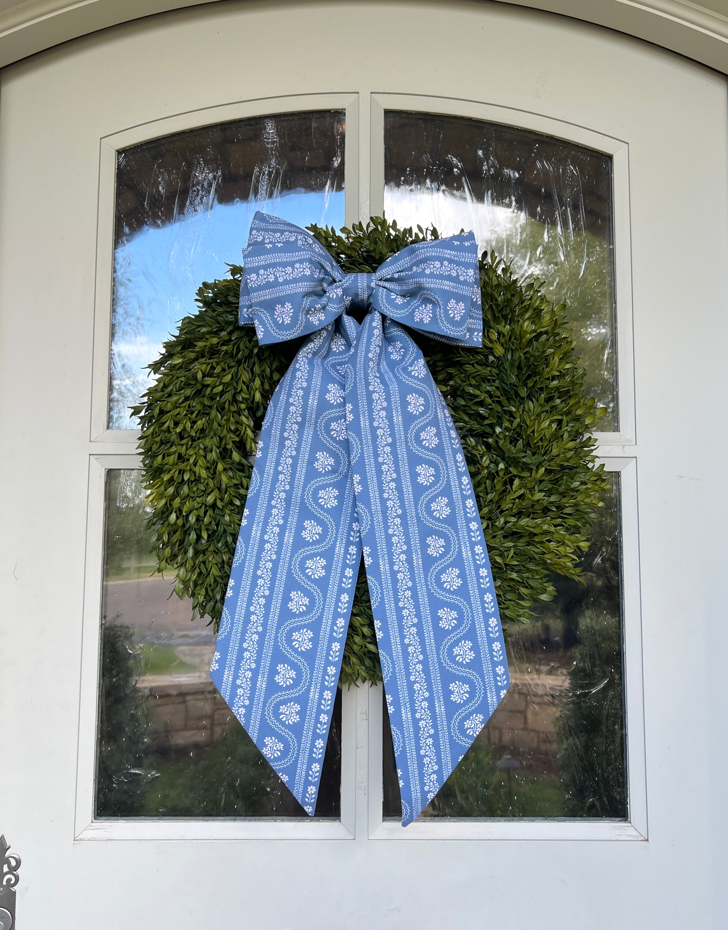 Celeste Lakehouse Wreath Bow