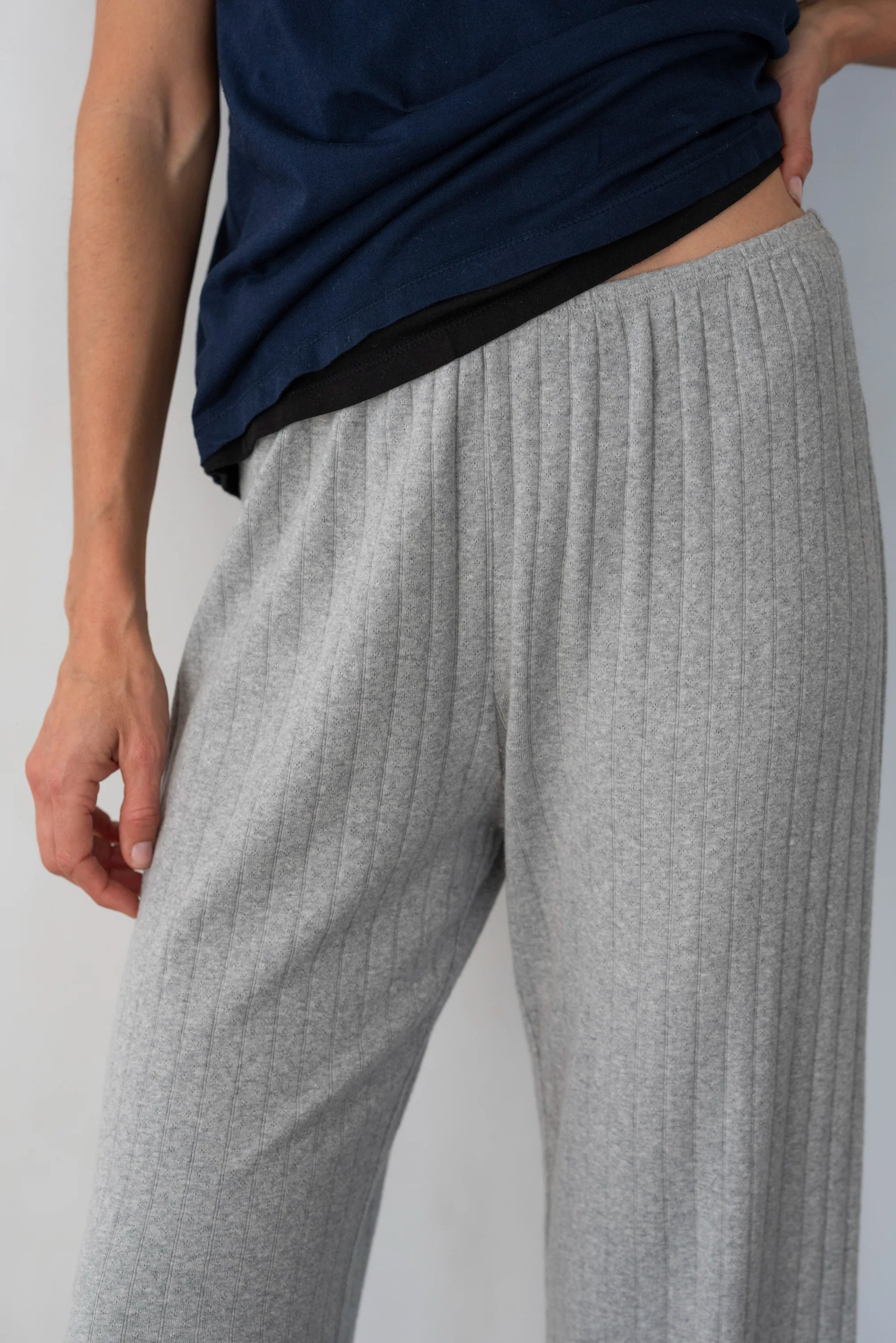 The Pointelle Simple Crop Grey Pant
