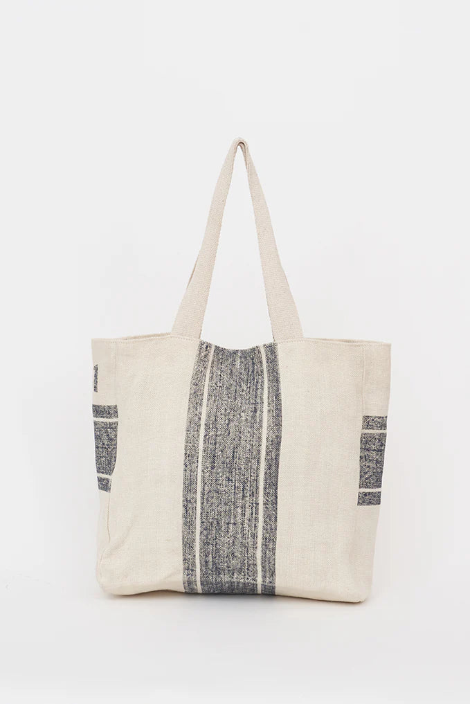 Tote w/ Vertical Stripes Lined w/ Inner Pockets