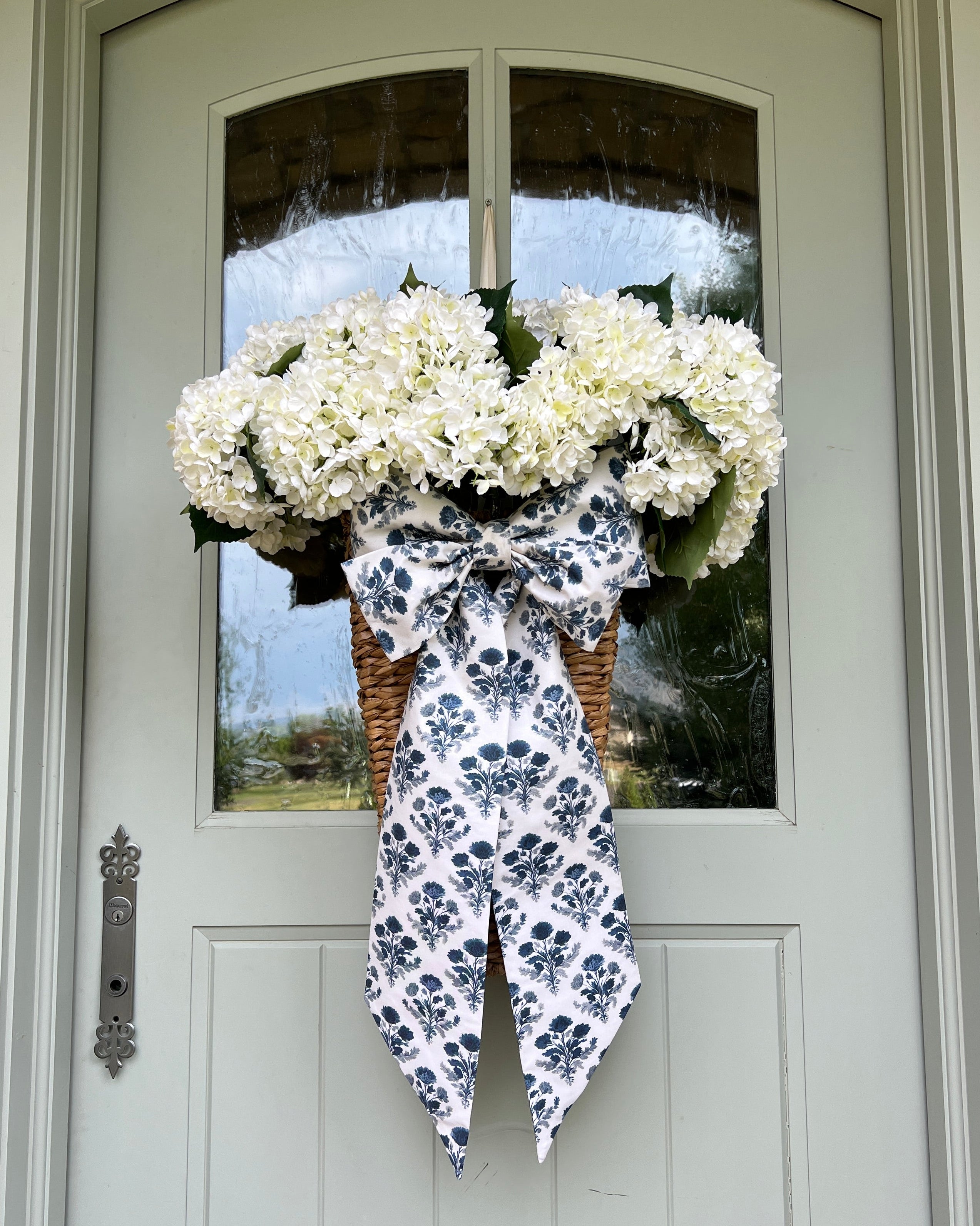 Hampton Garden Wreath Bow