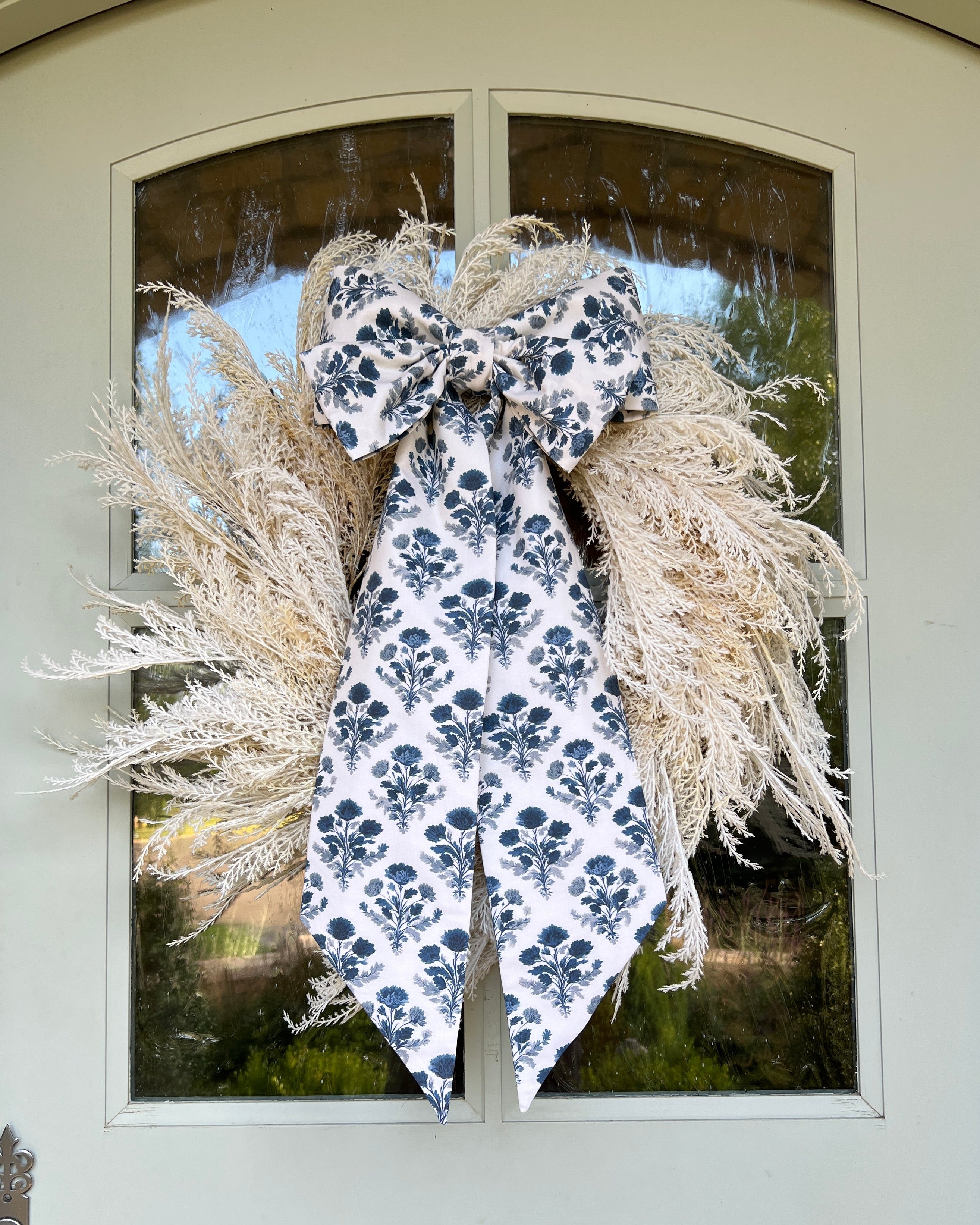 Hampton Garden Wreath Bow