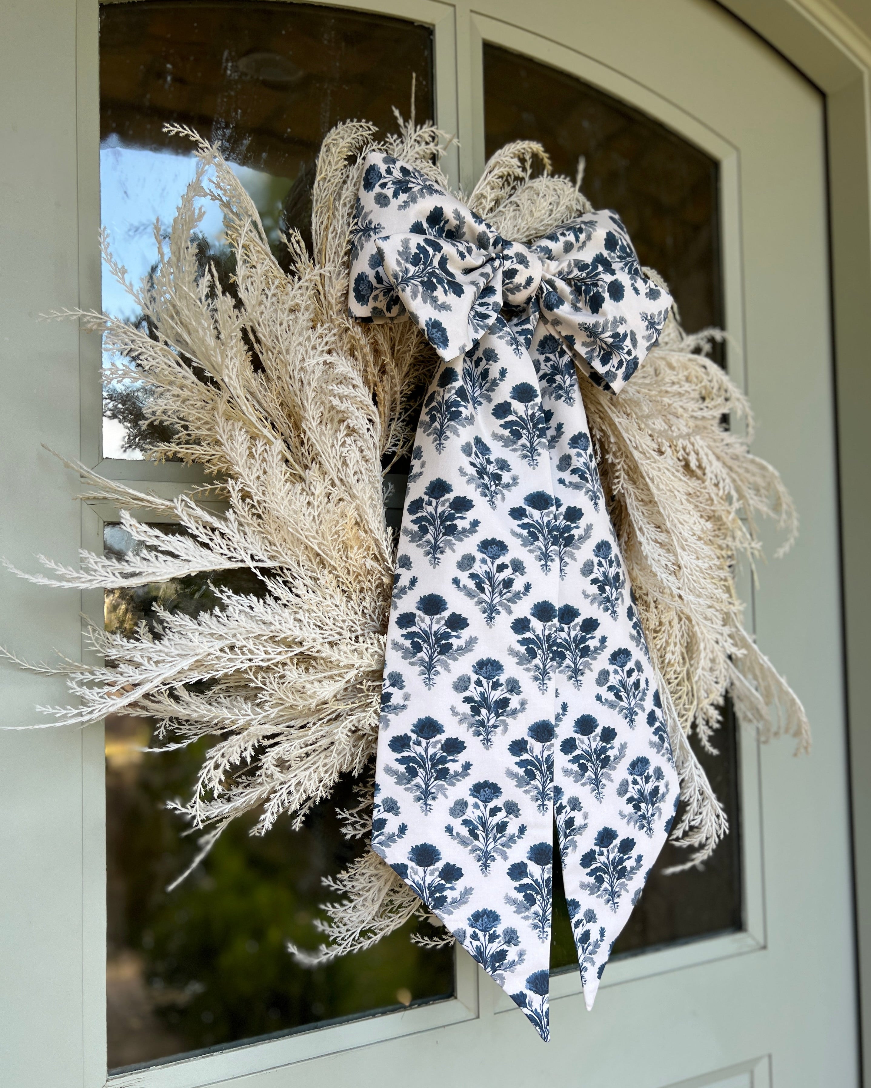 Hampton Garden Wreath Bow