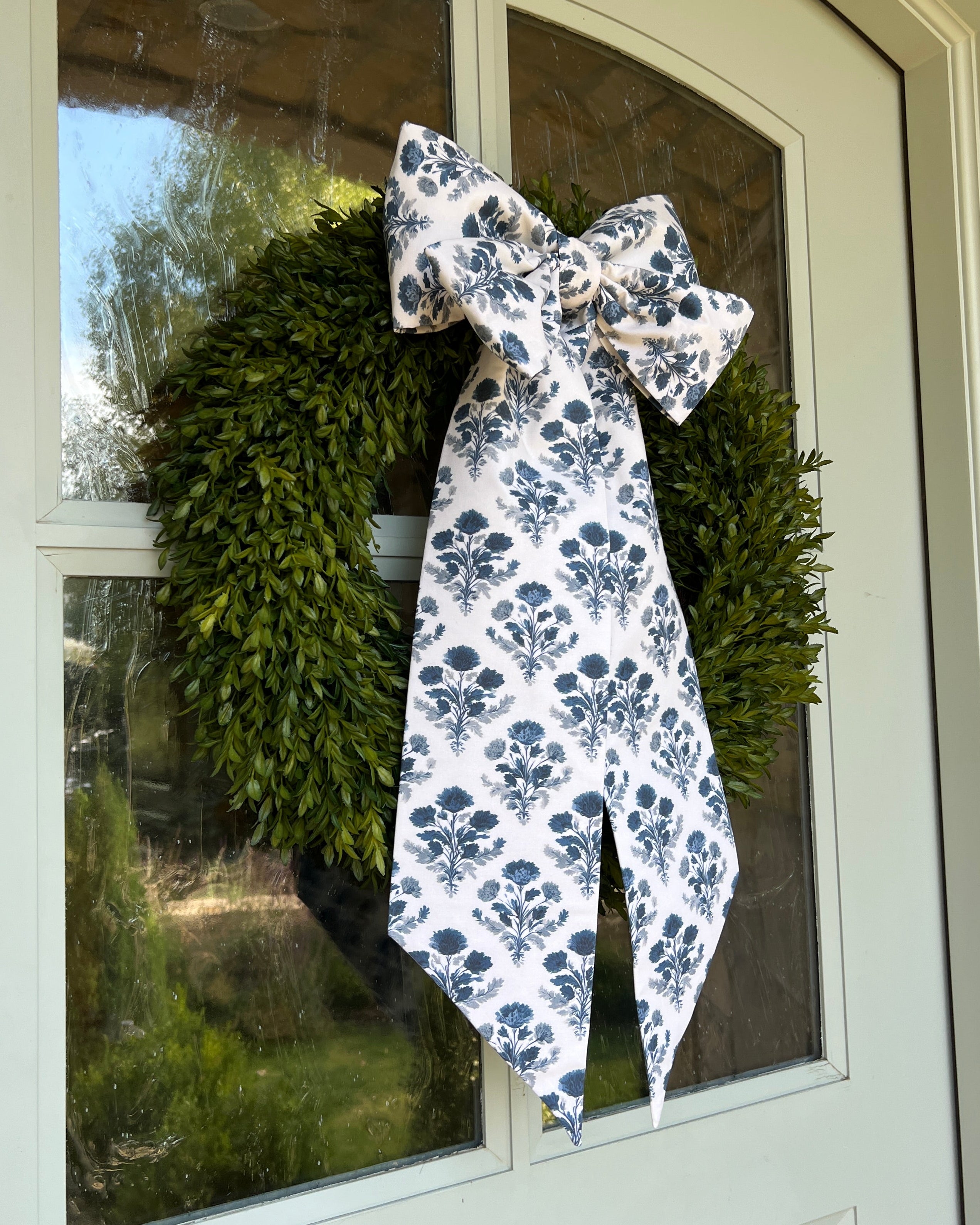 Hampton Garden Wreath Bow
