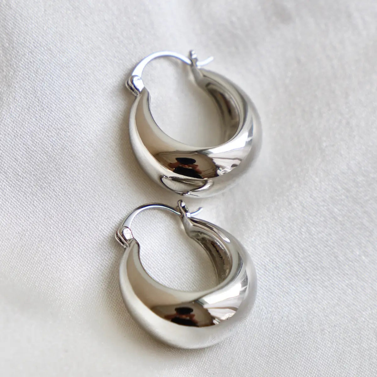 Coco Chunky Hoop Earrings