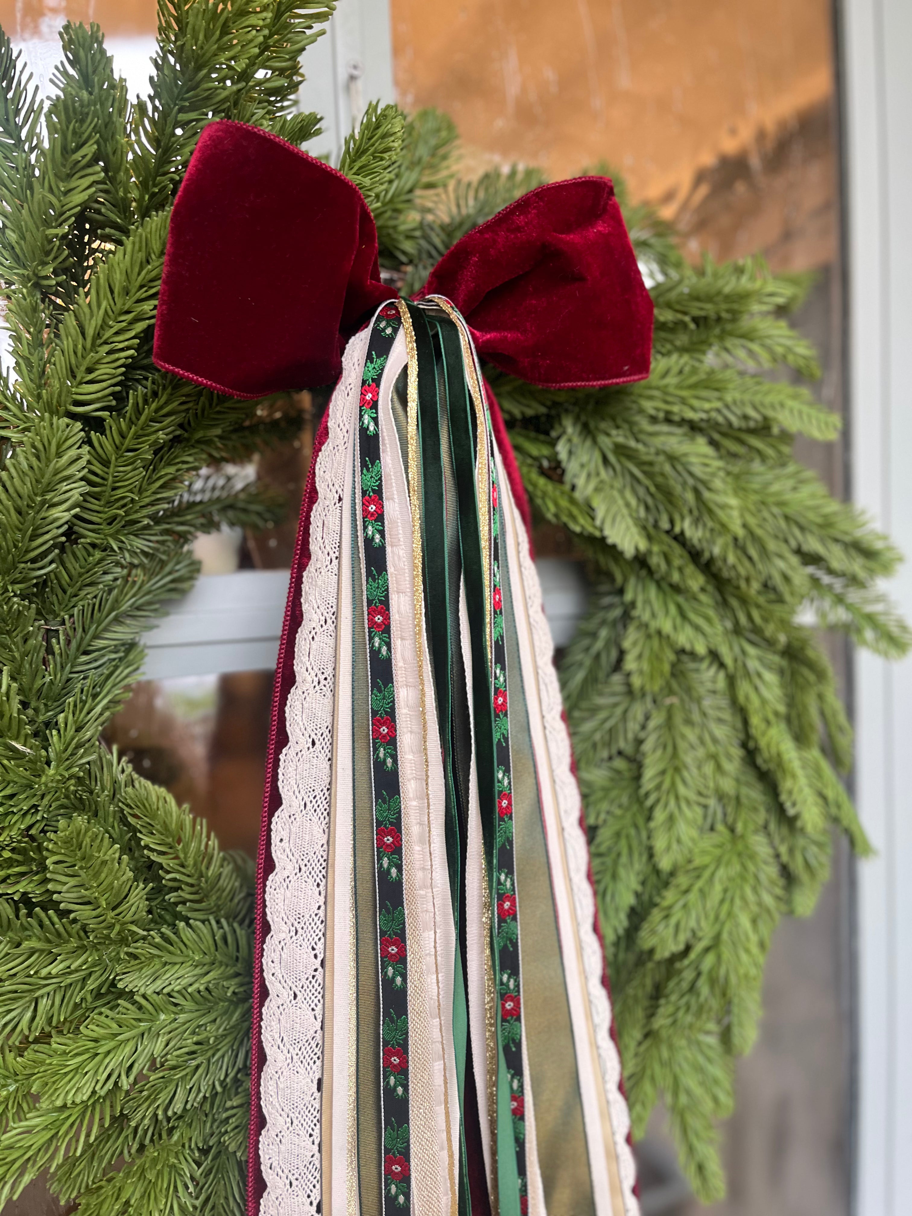Heirloom Holiday Wreath Ribbon