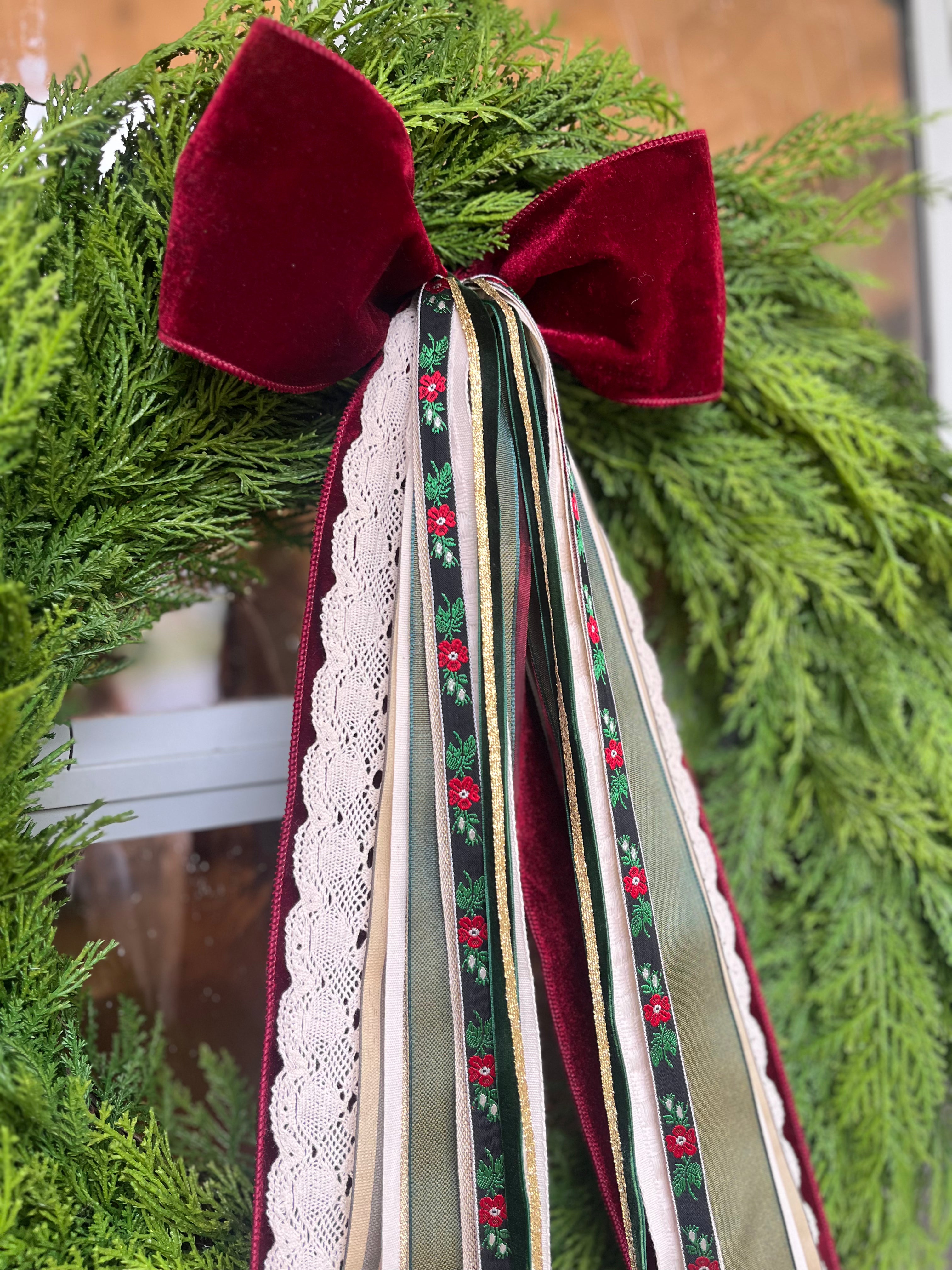 Heirloom Holiday Wreath Ribbon