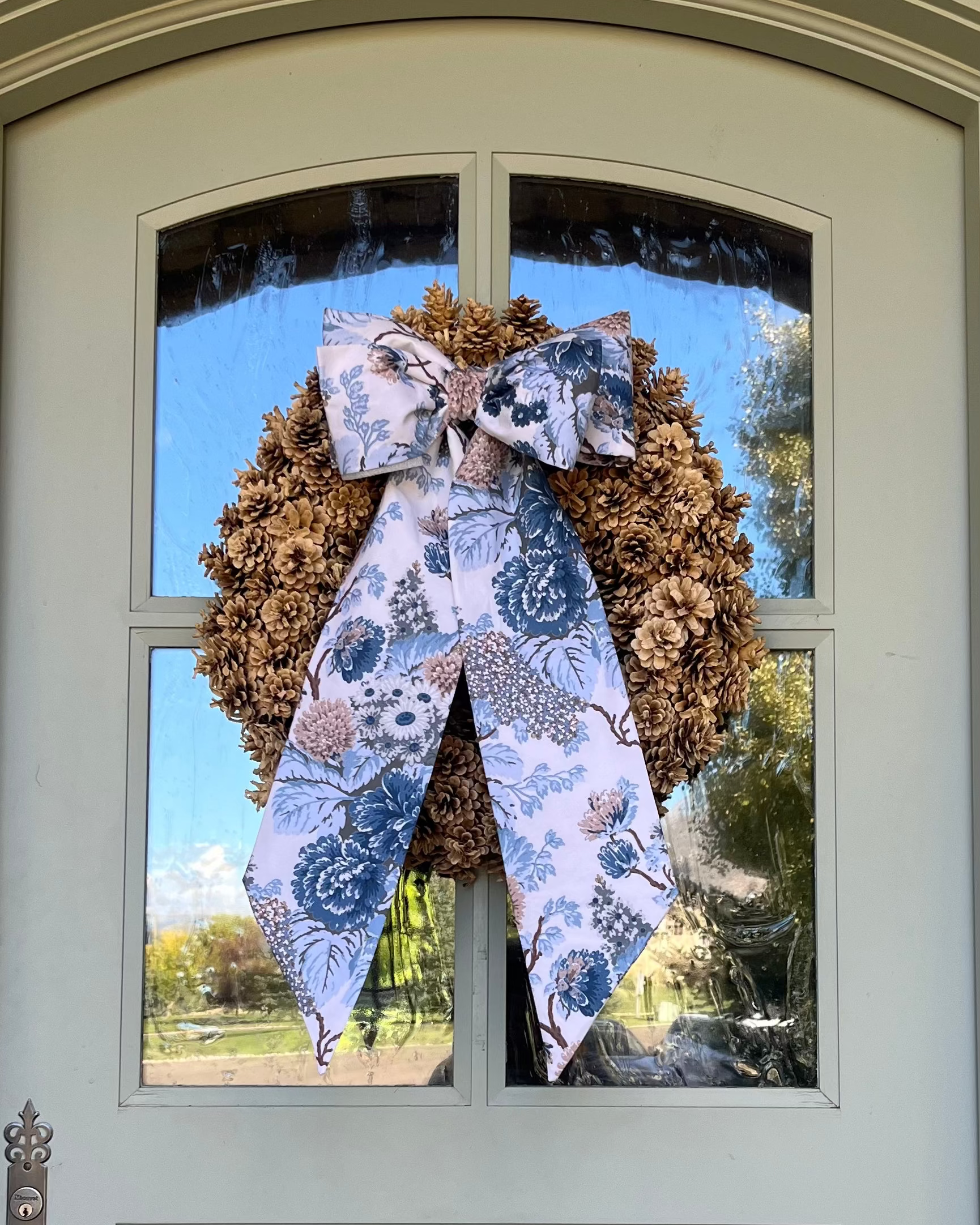 Colette Lakehouse | Bramble Wreath Bow