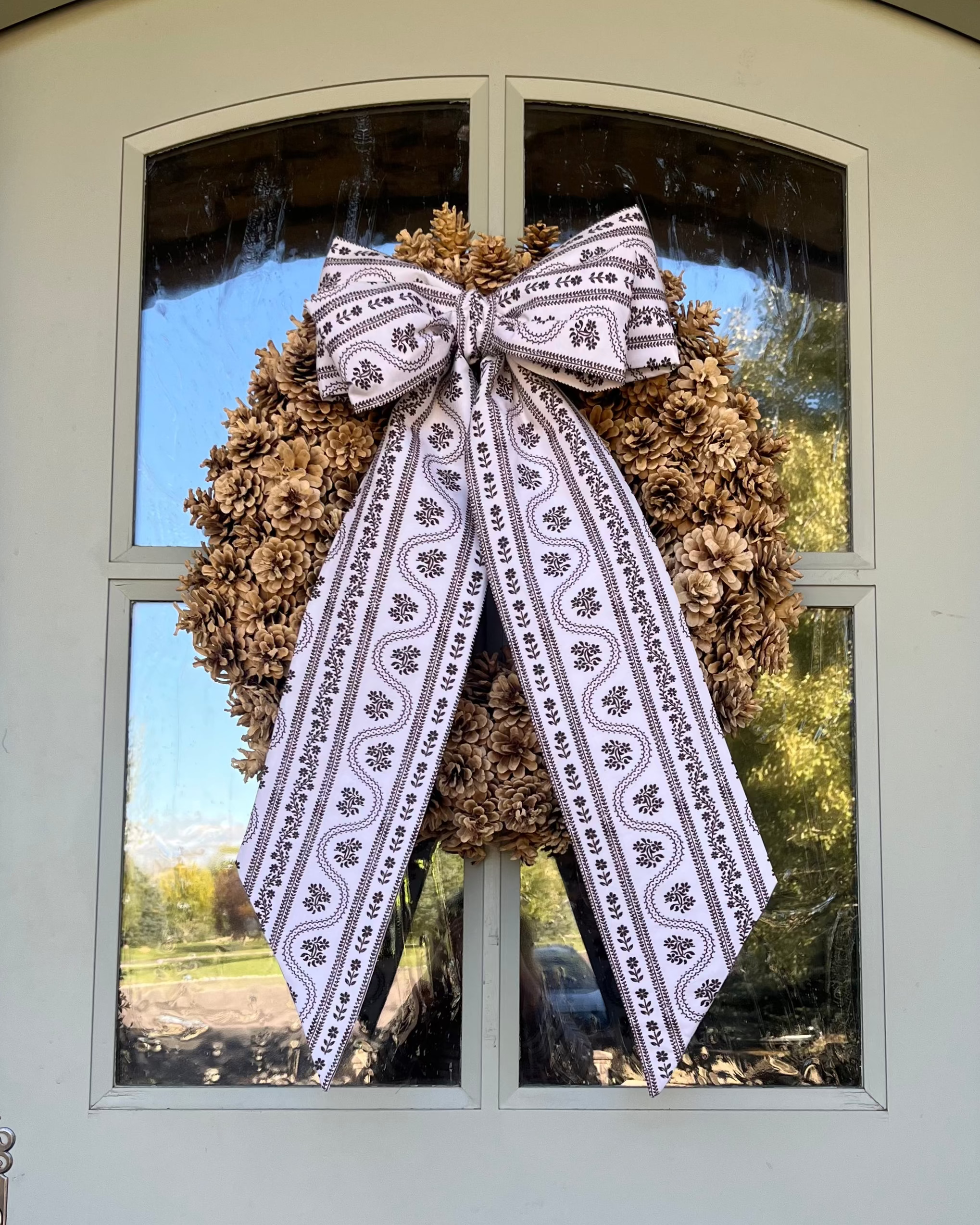 Celeste Ivory | Bramble Wreath Bow