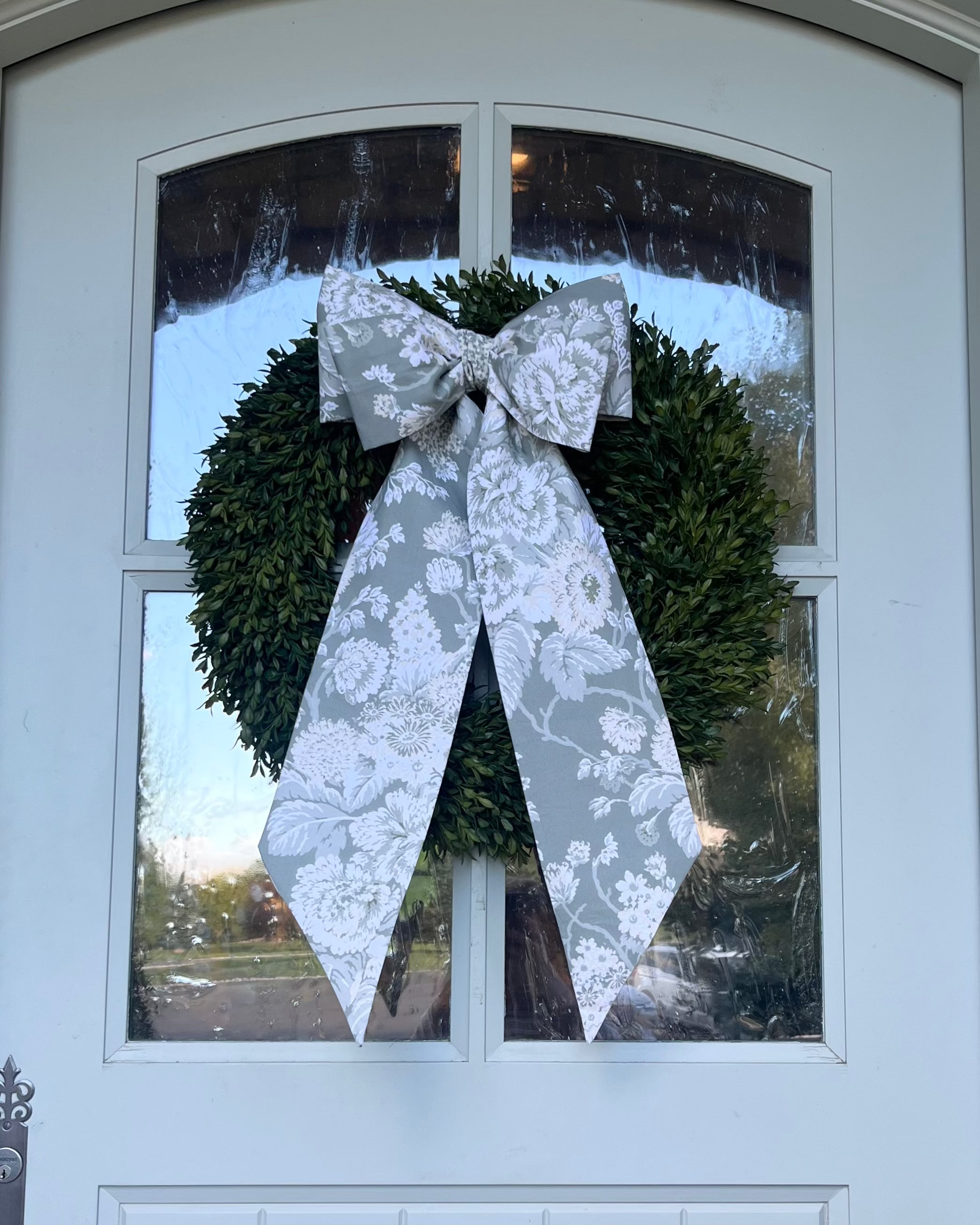Colette Fern Wreath Bow