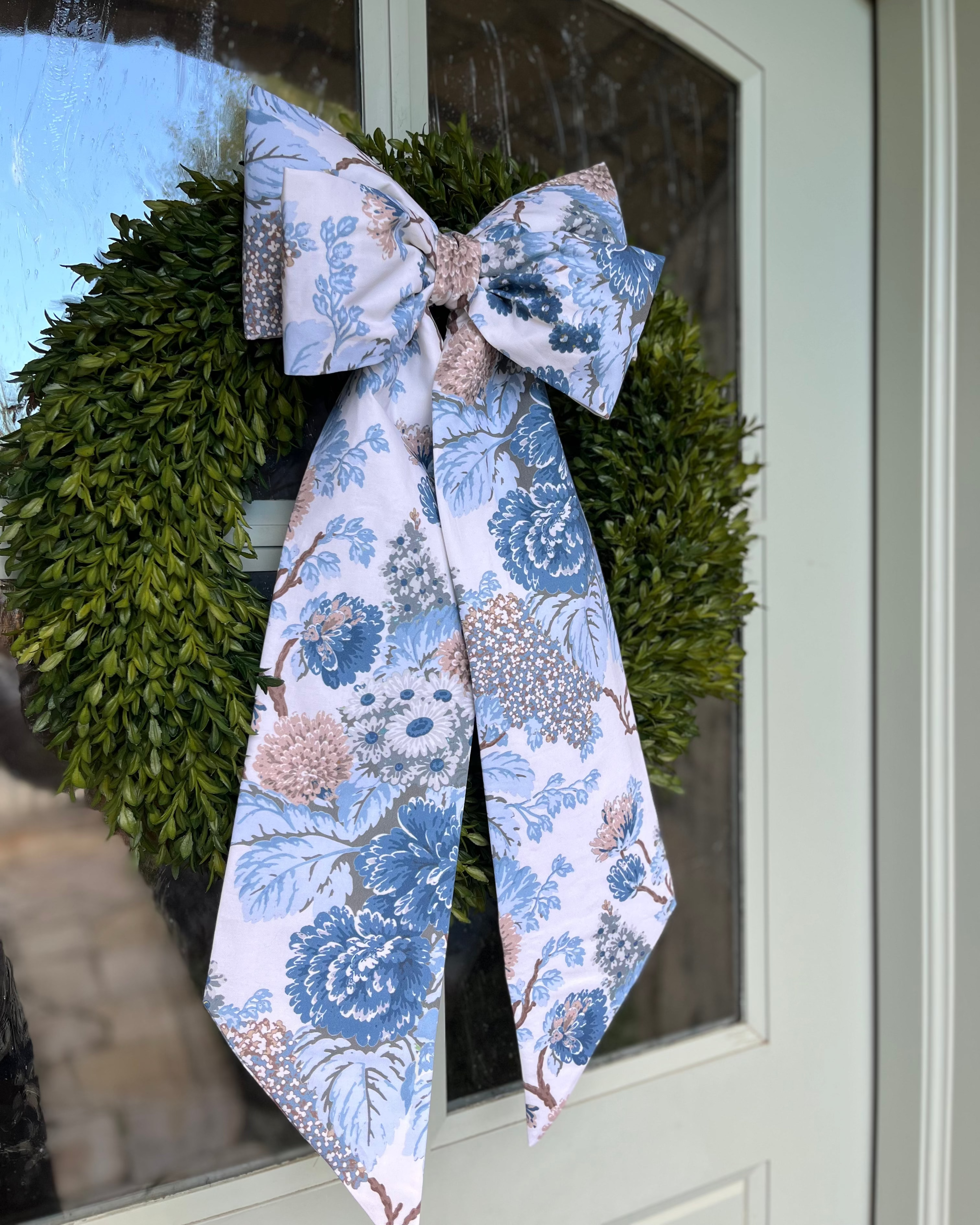 Colette Lakehouse | Bramble Wreath Bow