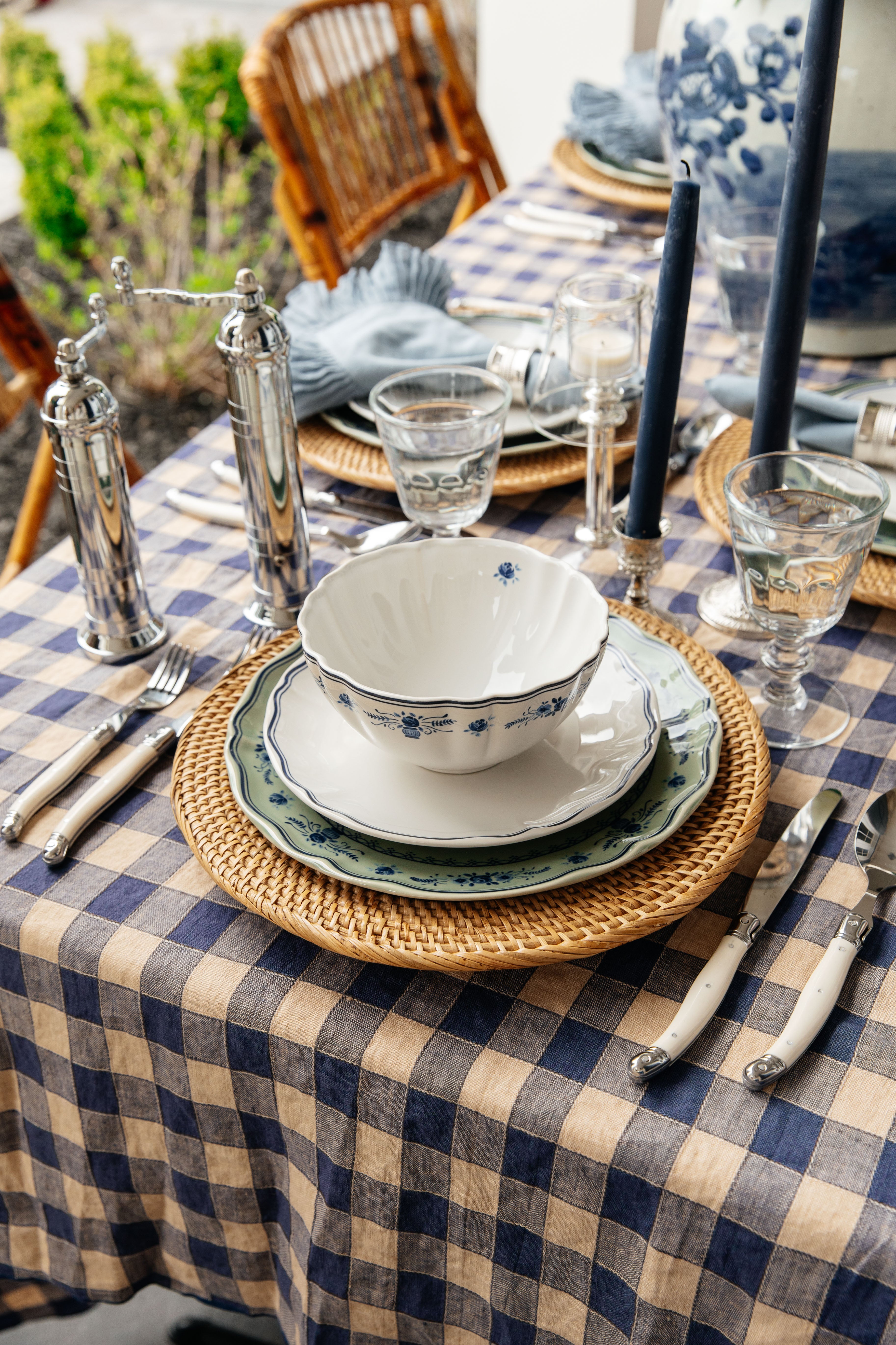Vila Salad/Dessert Plate Set of 6