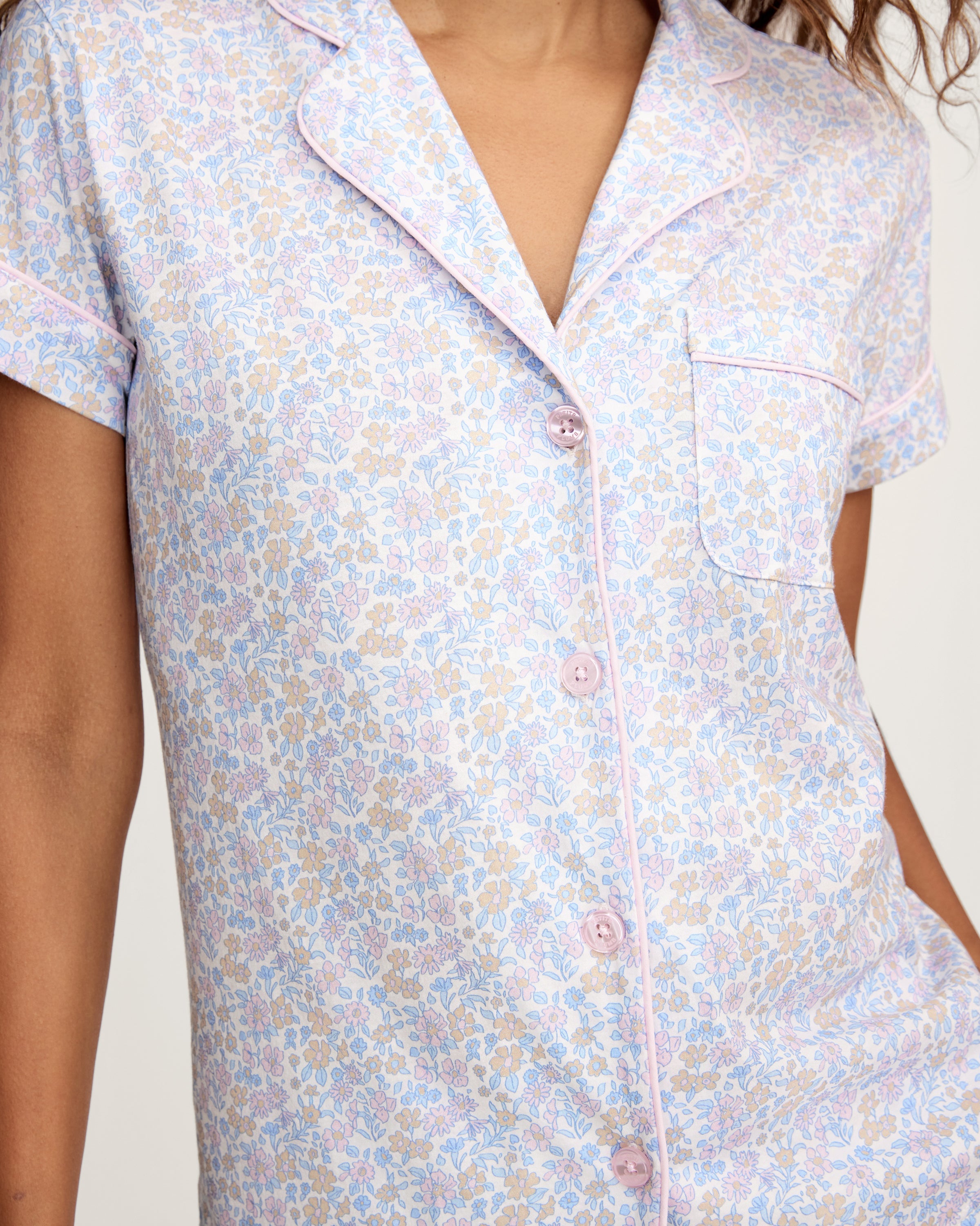 Women's Lightweight Pima Short Sleeve Short Set in Fleur Blanche