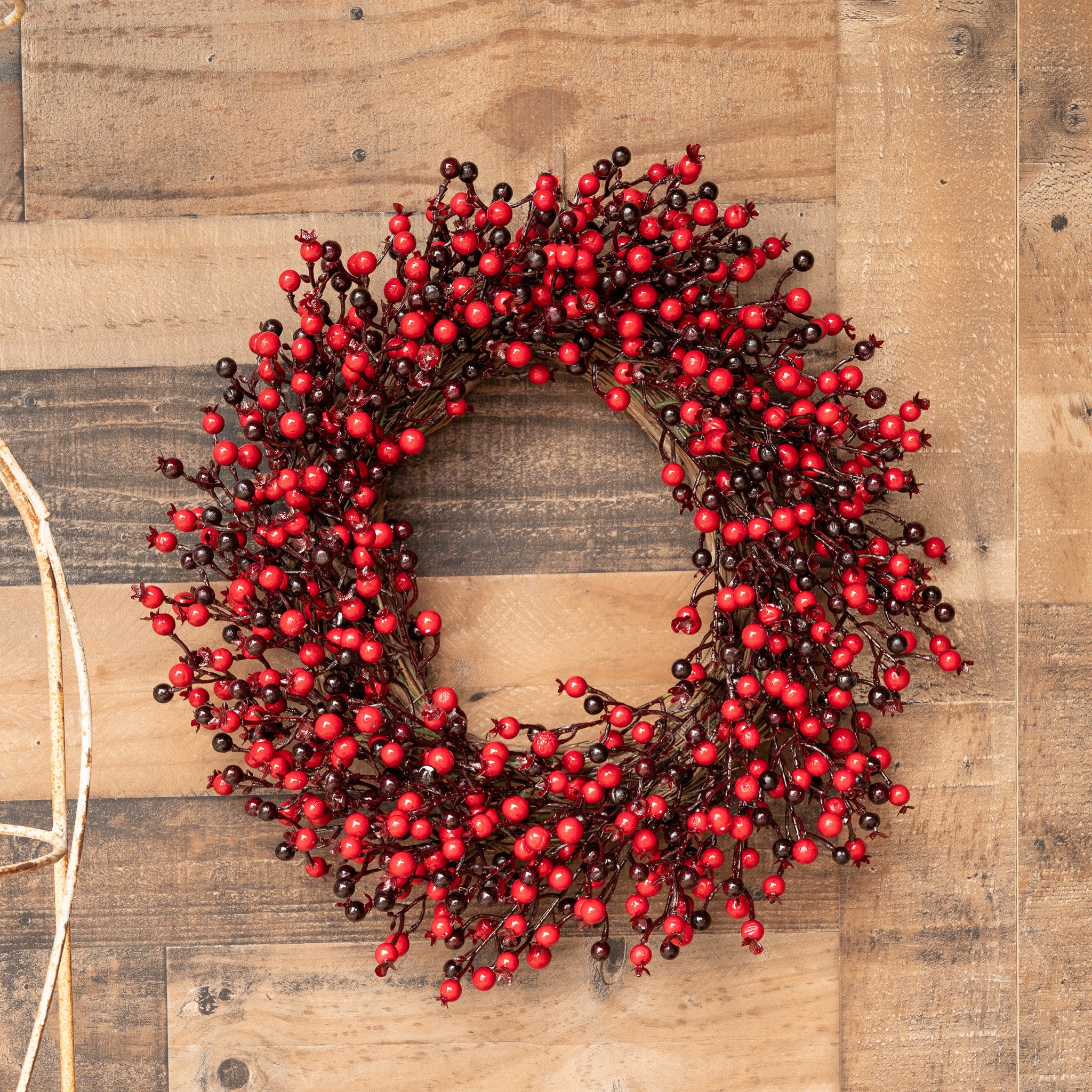 Red Berry Wreath 20"