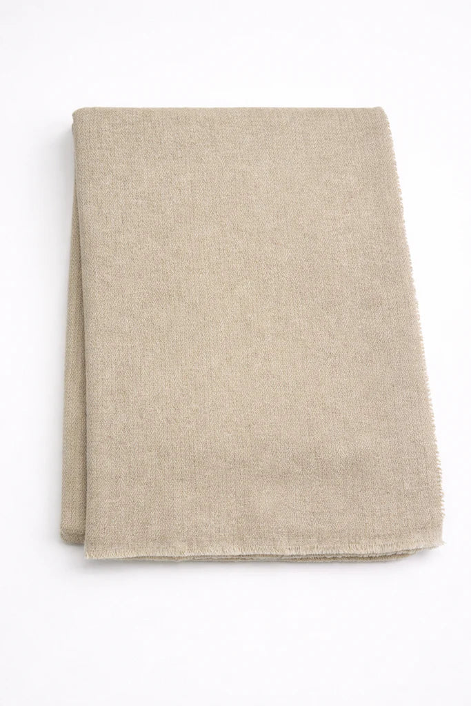 Cotton-Blend Mini Herringbone Throw with Eyelash Fringes