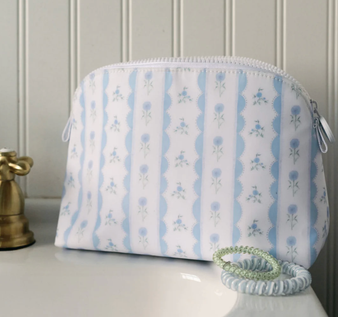 Ribbon Floral Blue Cosmetic Bag