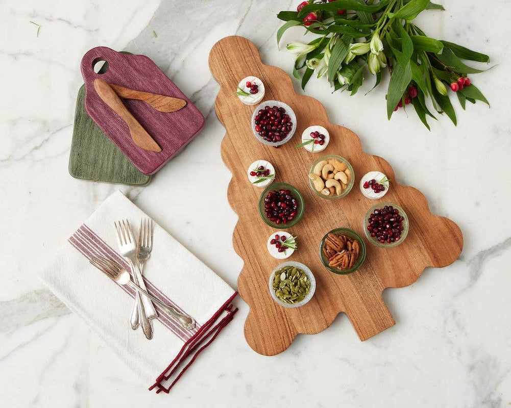 Scalloped Tree Cutting Board