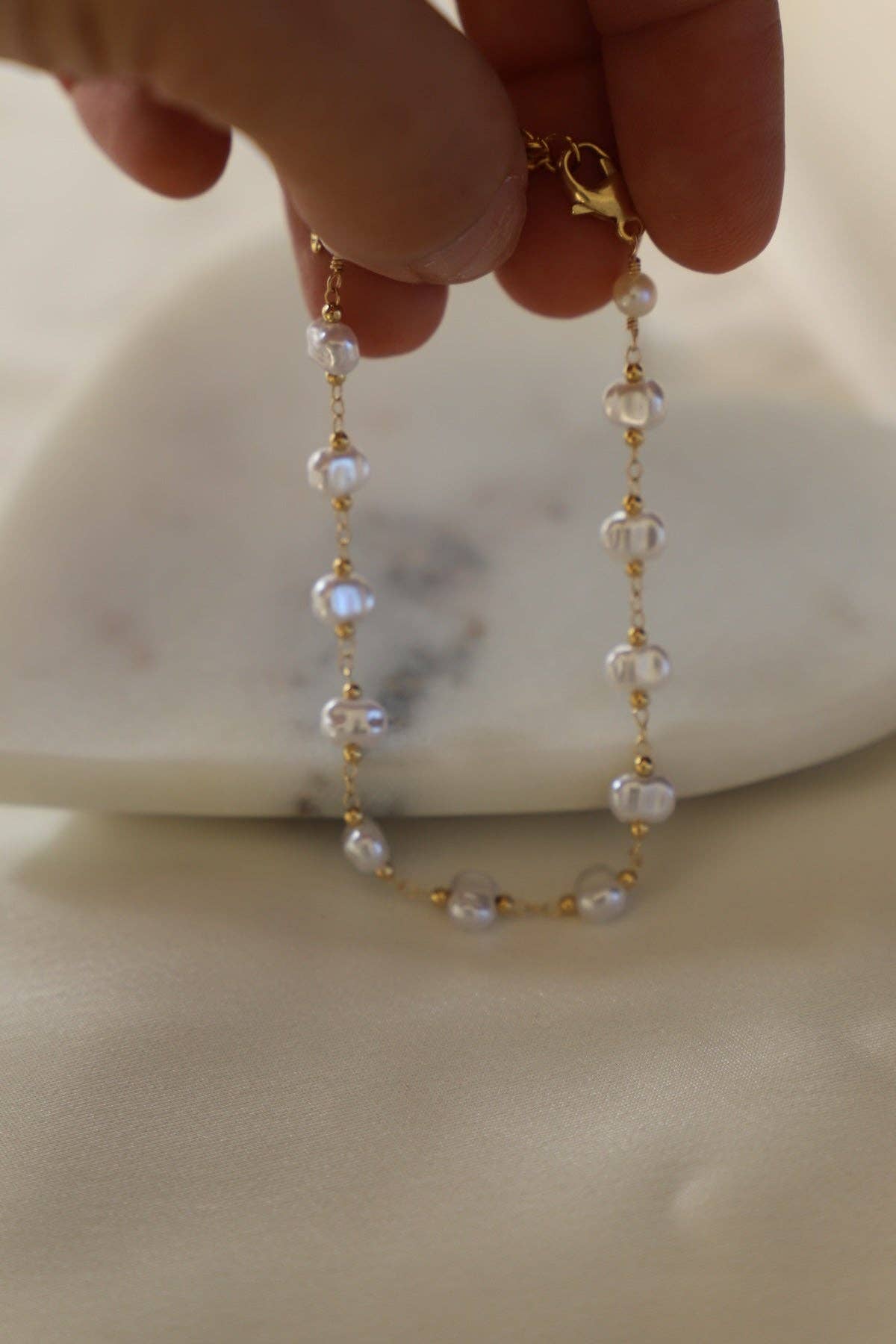 Pearl Station Chain Bracelet