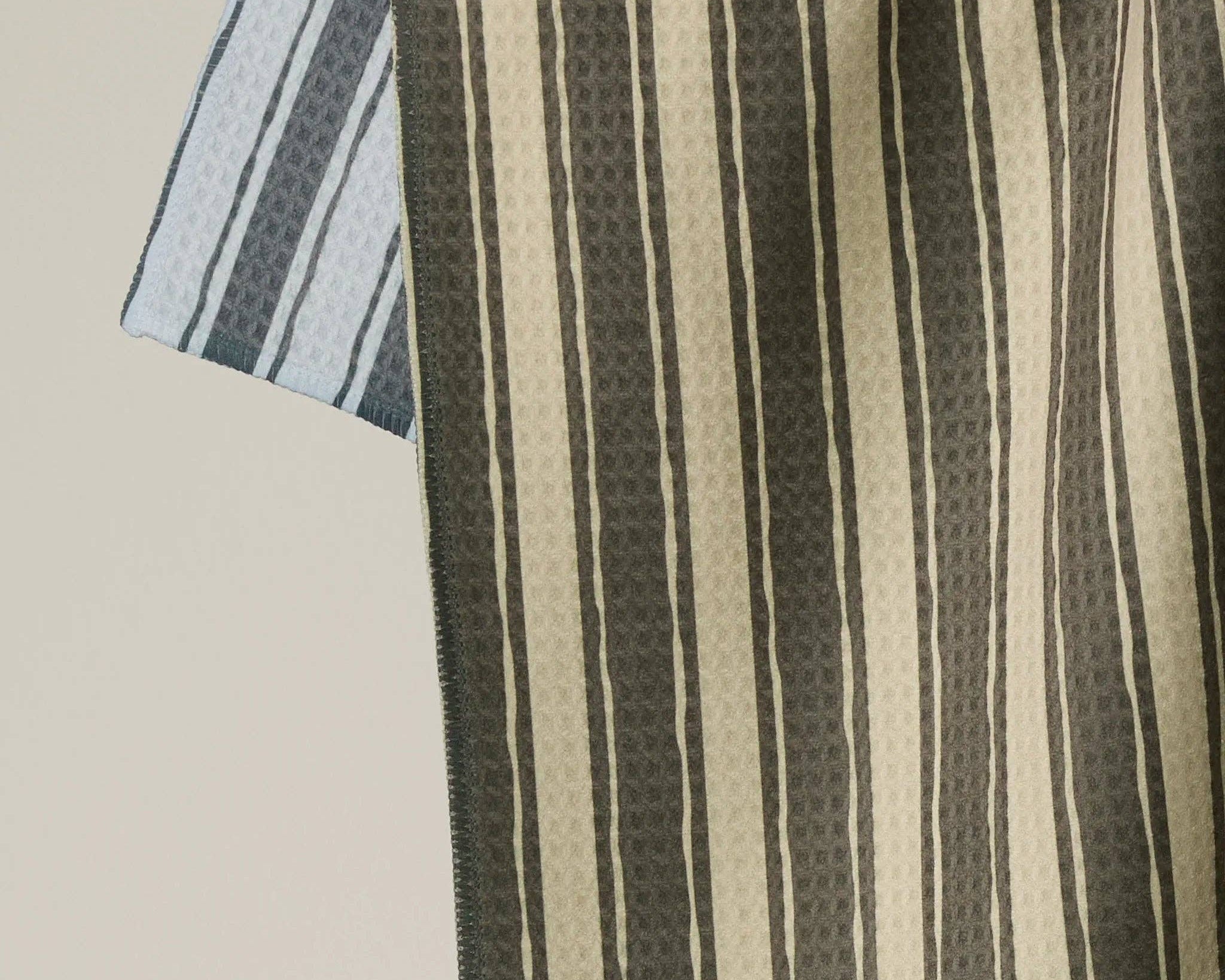 Flow Luxe Towel