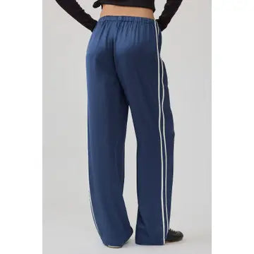 Casey Straight Pant