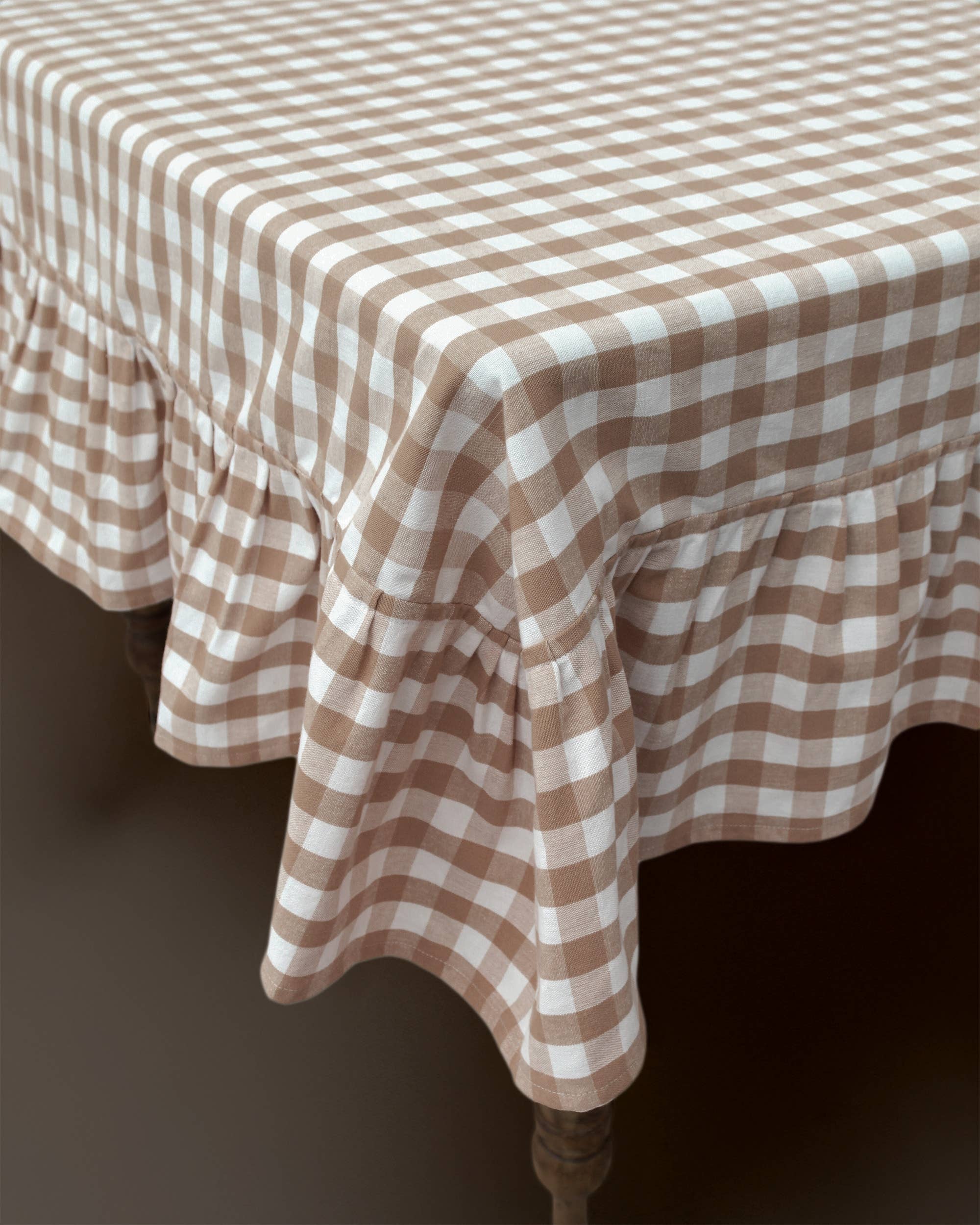 Hazelnut Ruffled Gingham Tablecloth 60"x120"