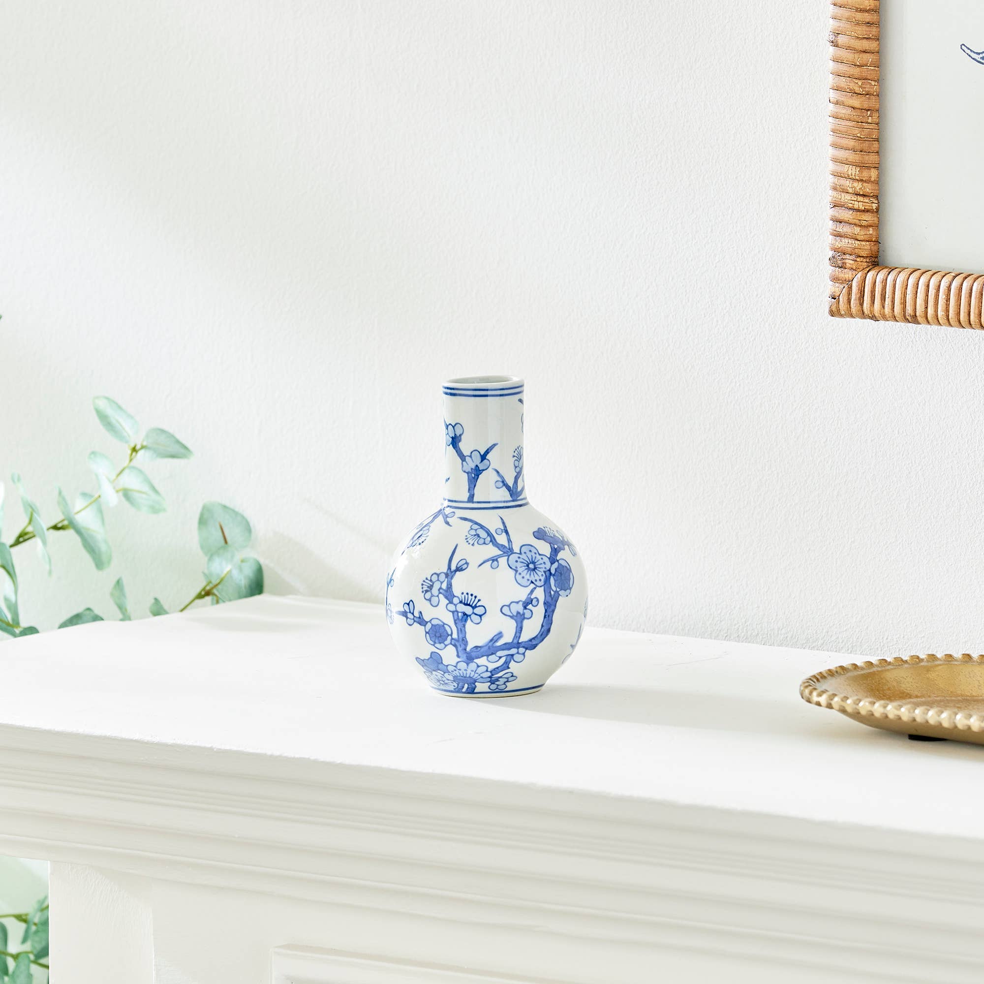 Dynasty Empress Bud Vase