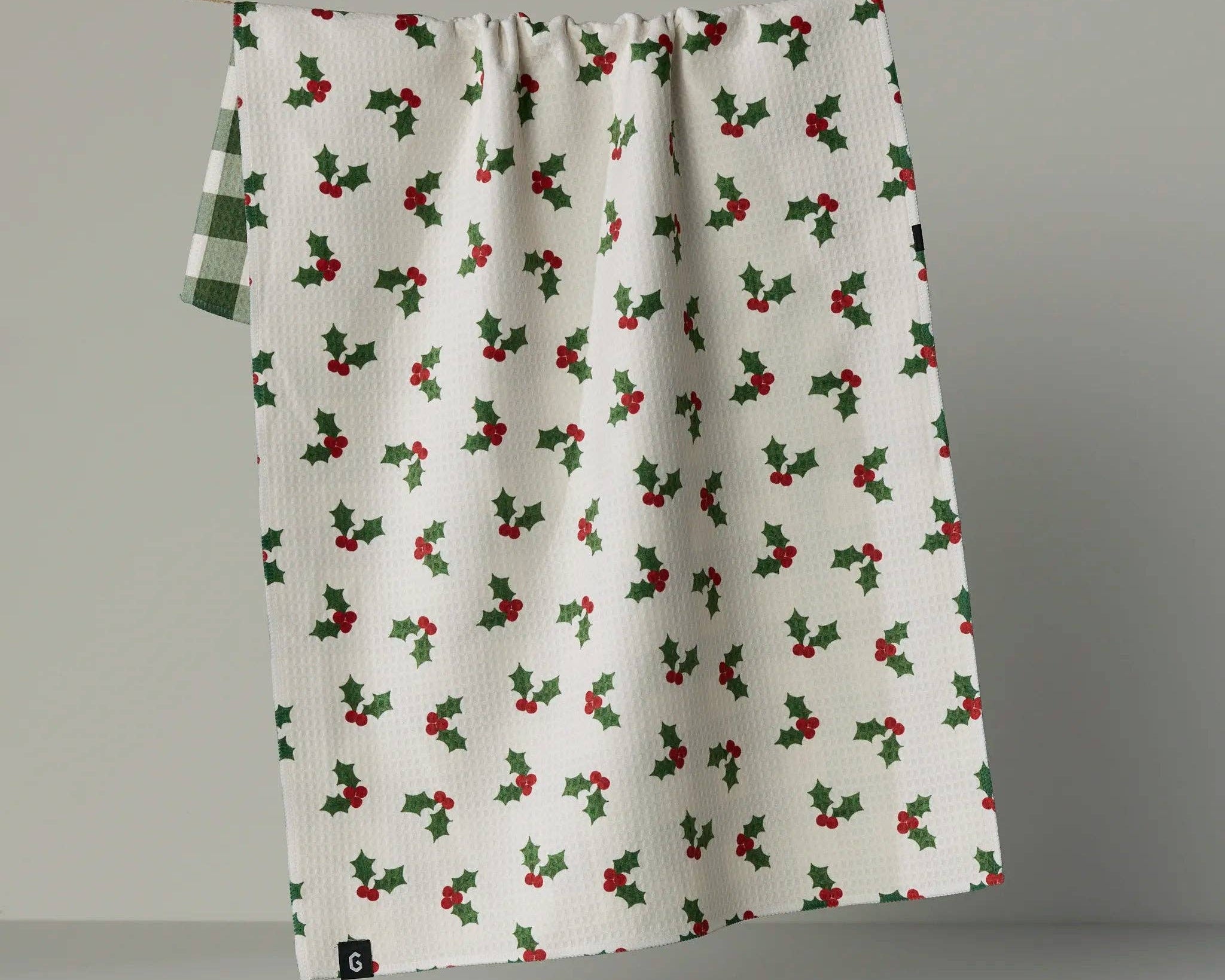Holiday Holly Luxe Towel