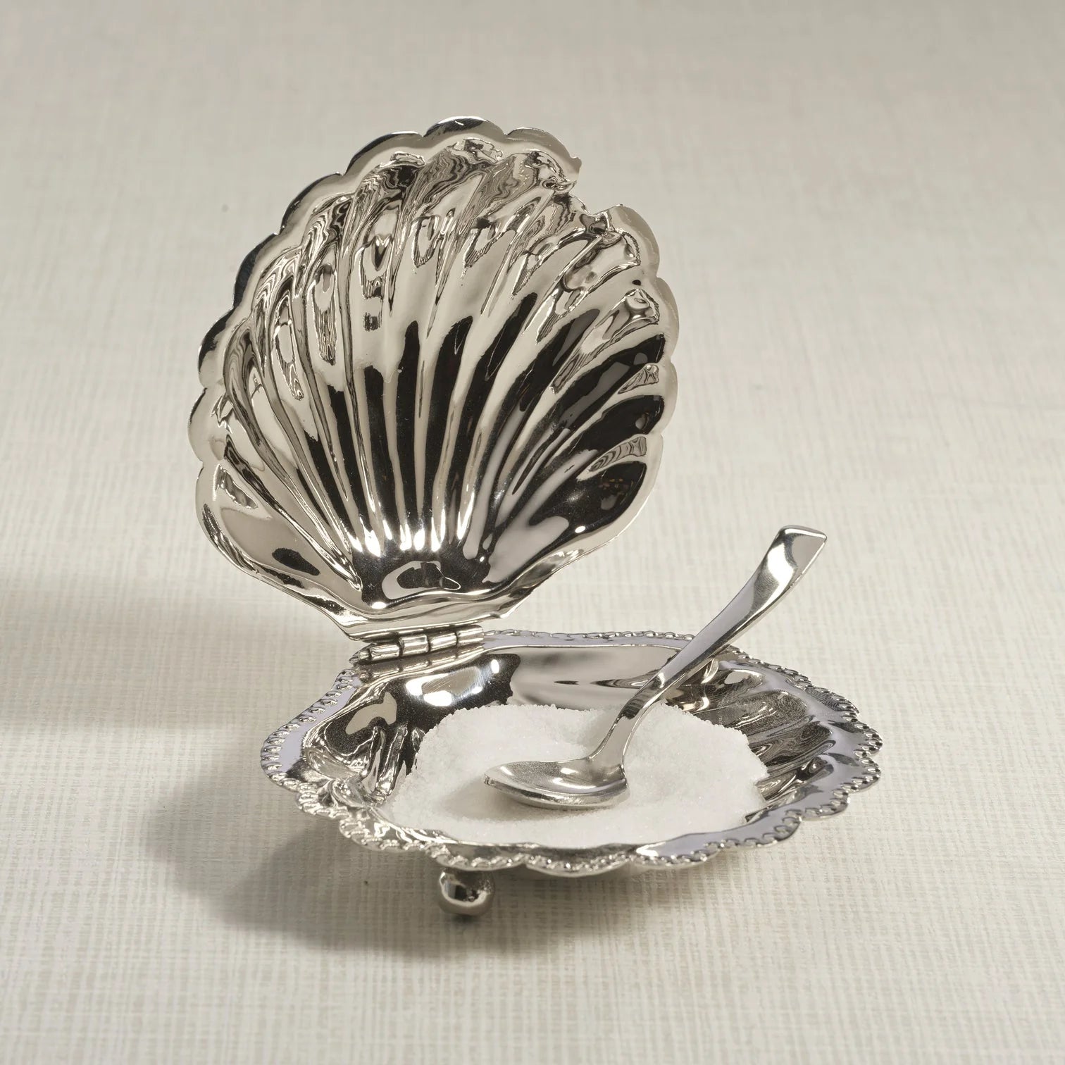 Cap Ferrat Fan Shell Lidded Bowl with Spoon