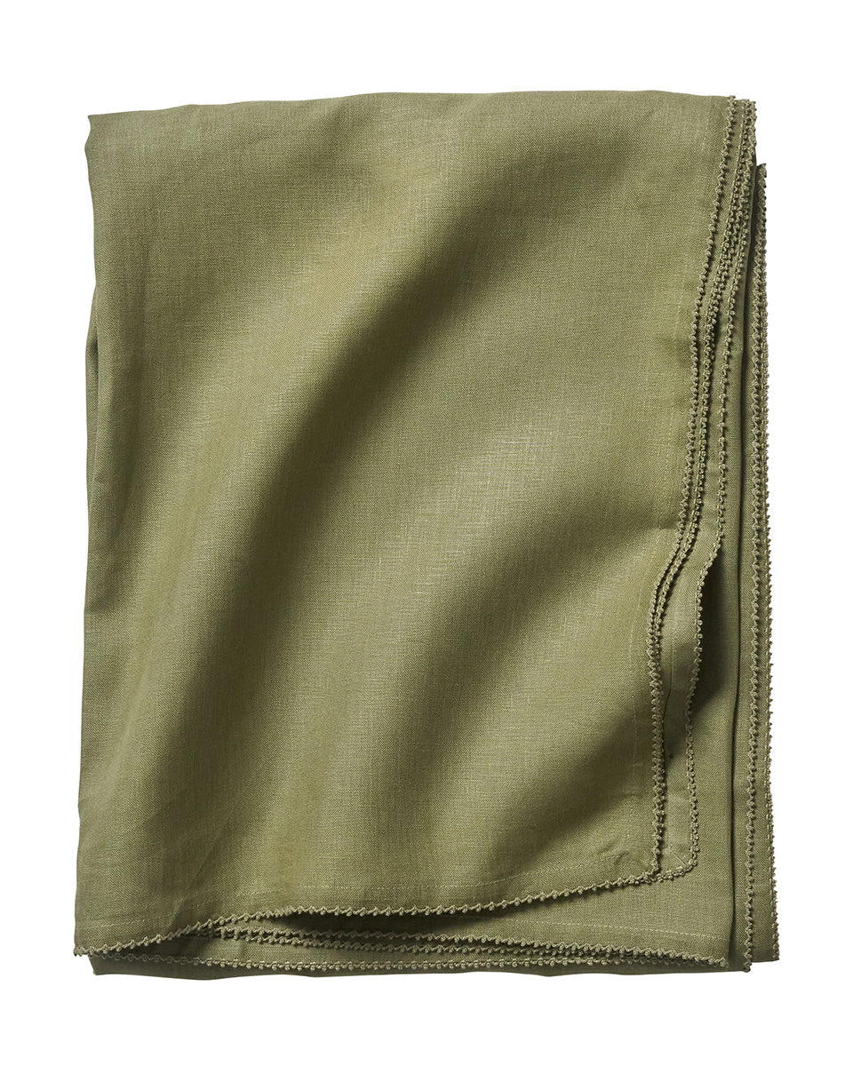 Sage Berry Scallop Tablecloth