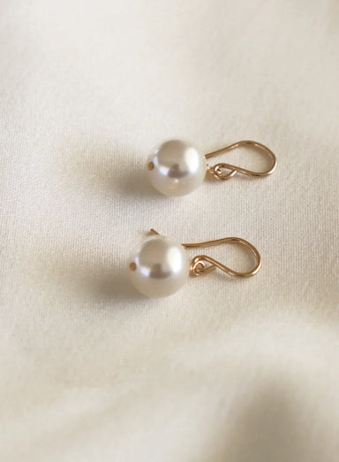 Gold Pearl Earring