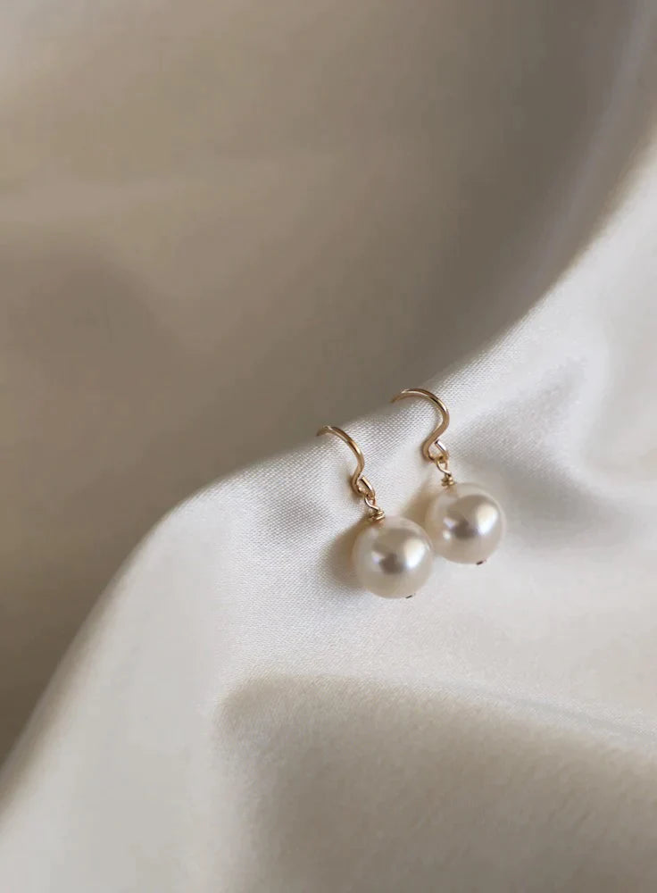 Gold Pearl Earring