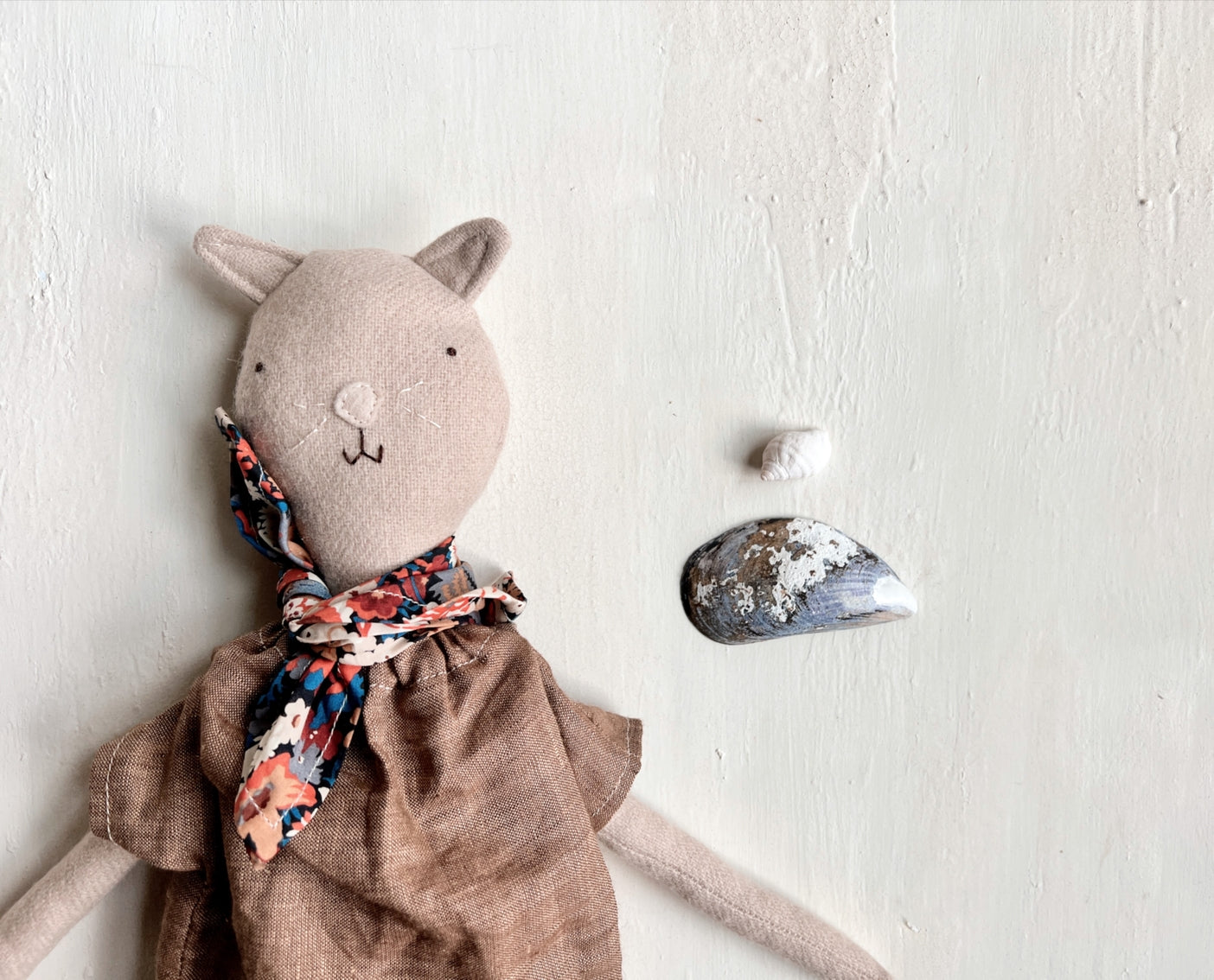 Mae the Barn Cat Doll Petite - Summer Foraging Dress